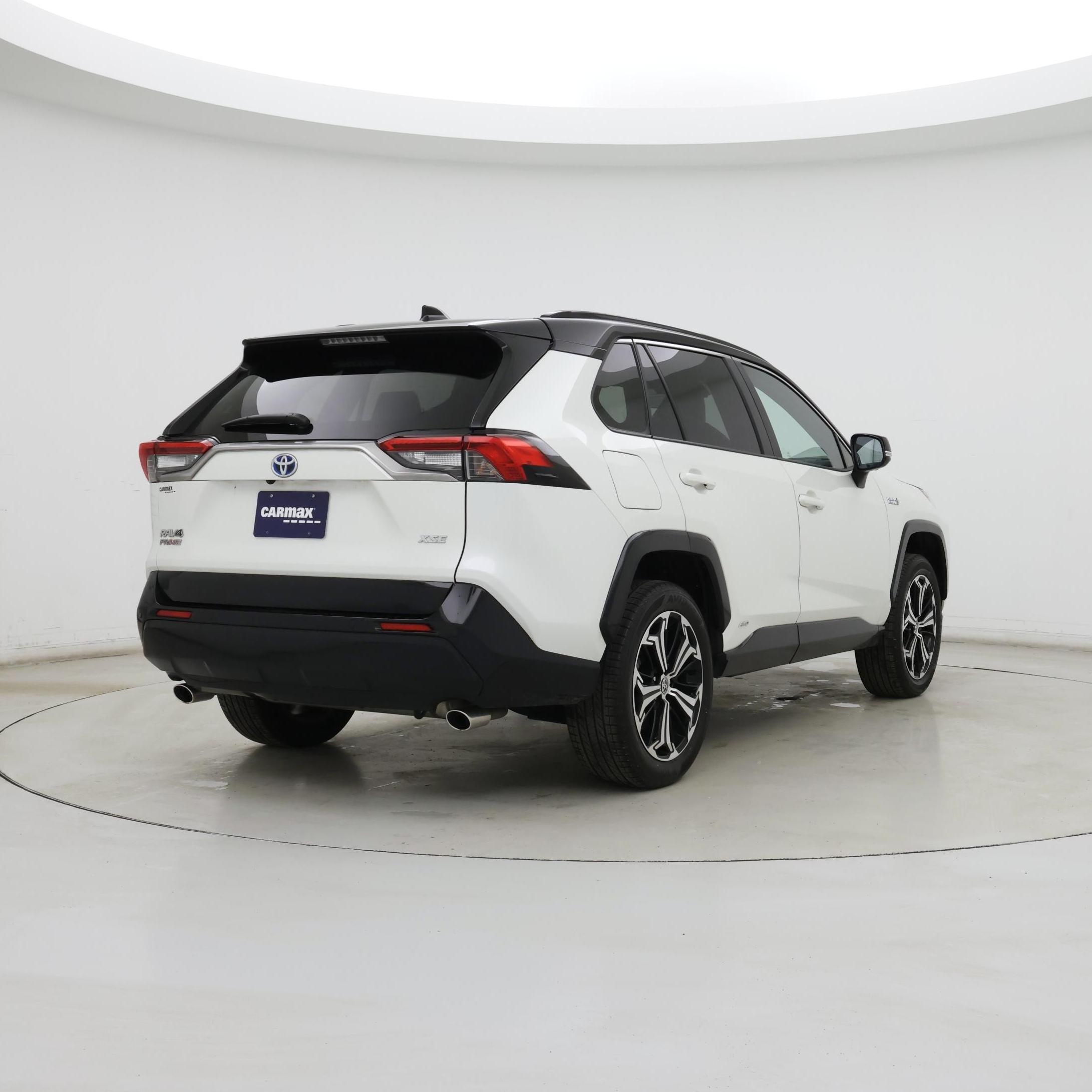 Thumbnail: 2021 Toyota RAV4 - 8