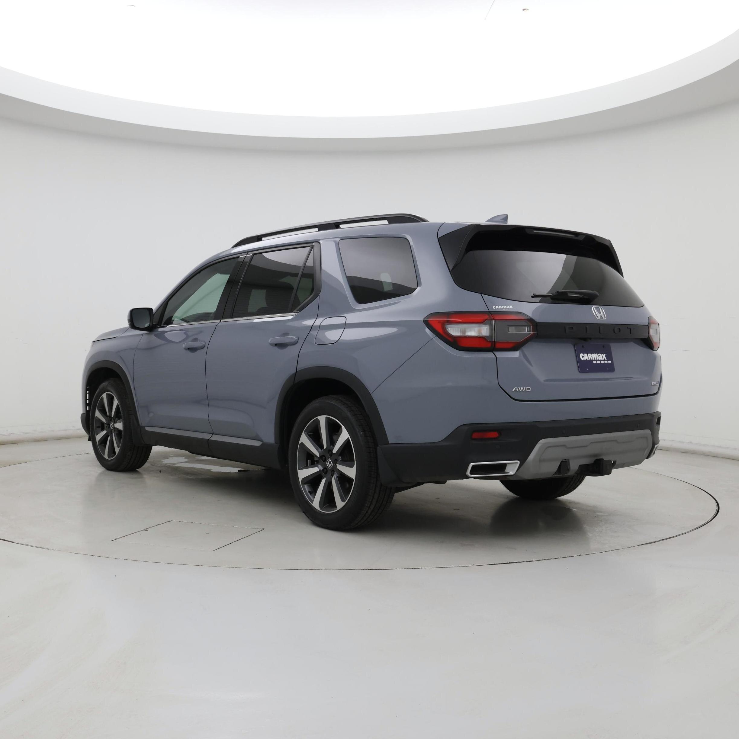 Thumbnail: 2023 Honda Pilot - 2