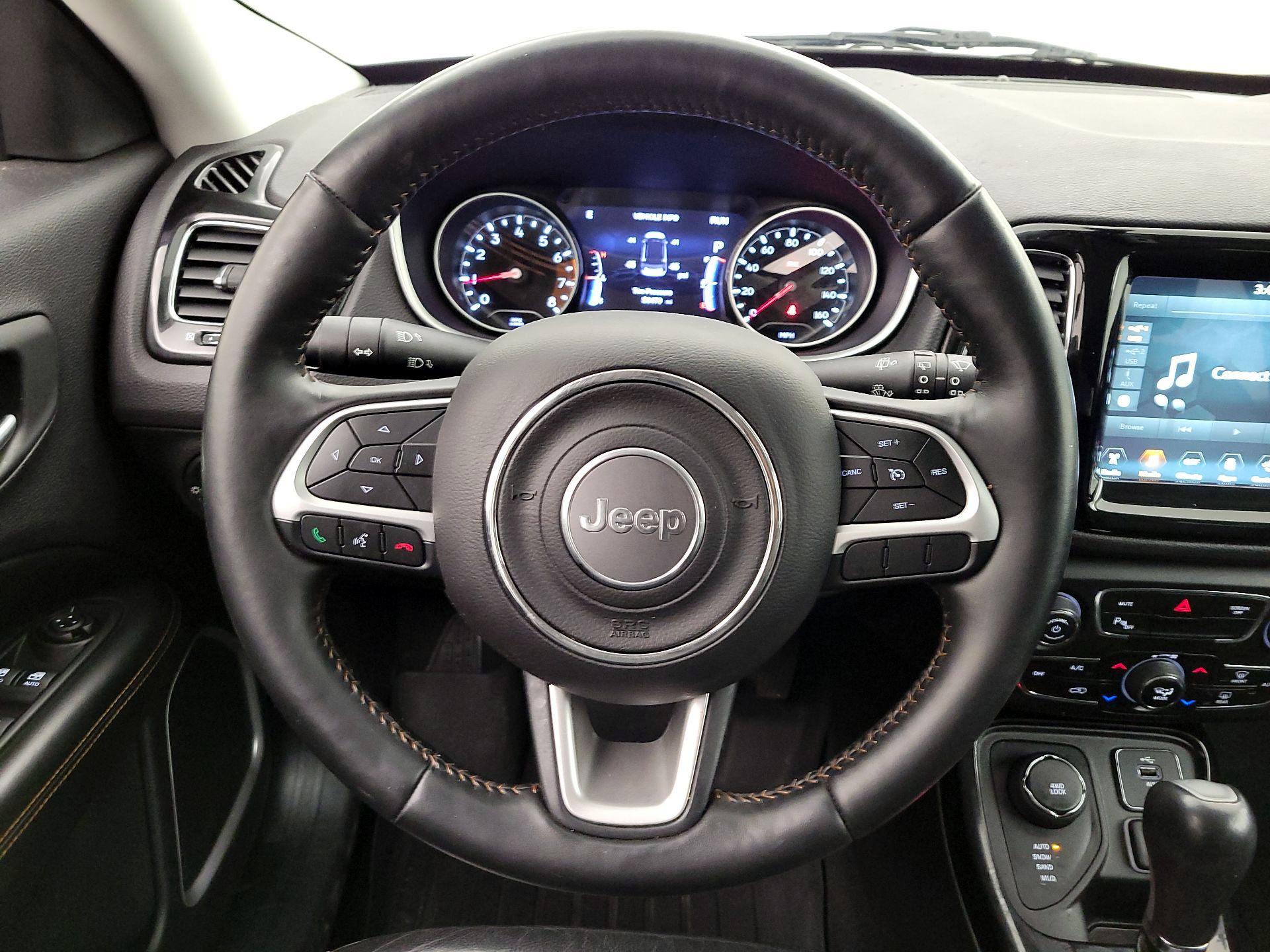 Thumbnail: 2018 Jeep Compass - 10