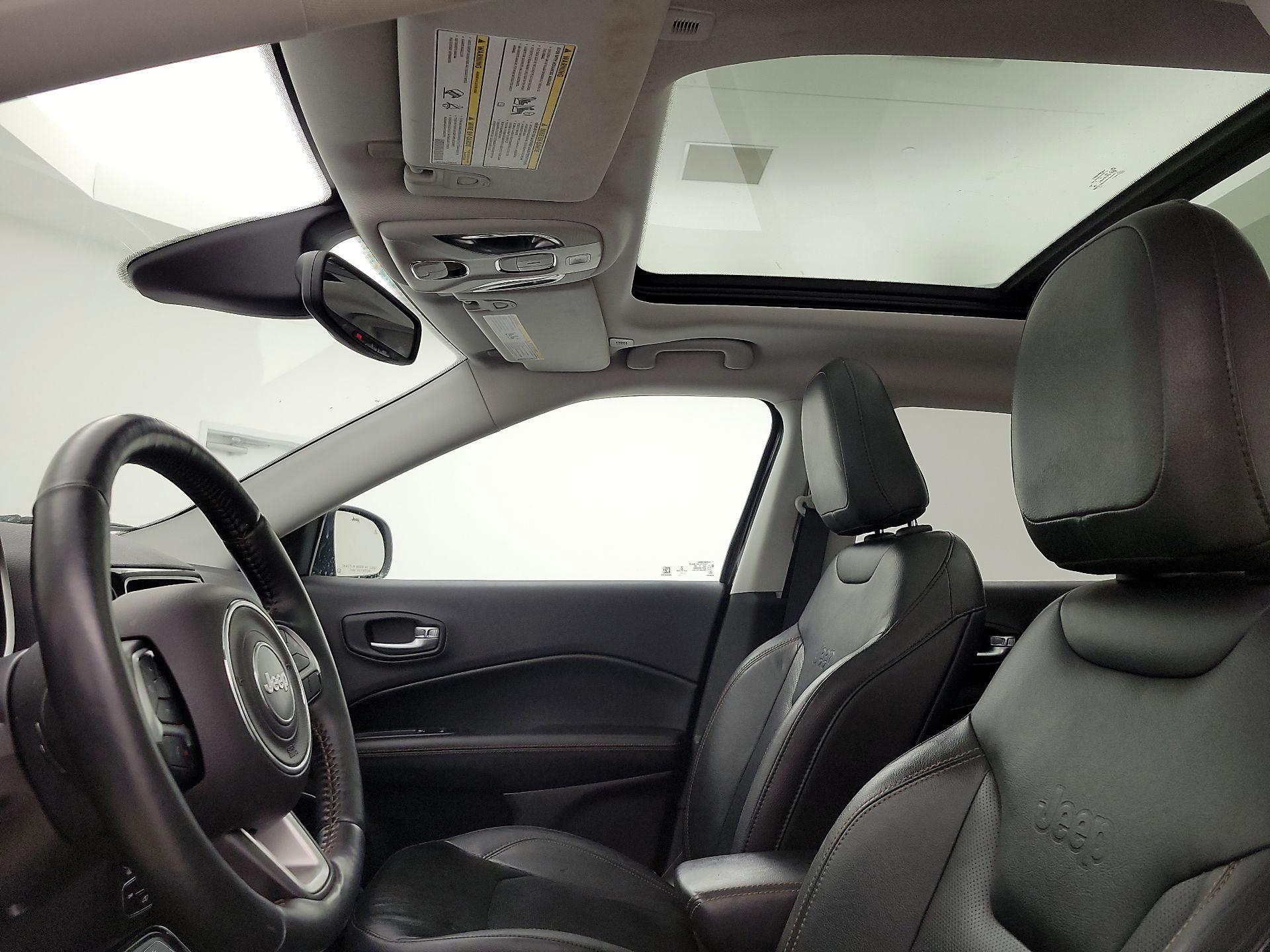 Thumbnail: 2018 Jeep Compass - 20