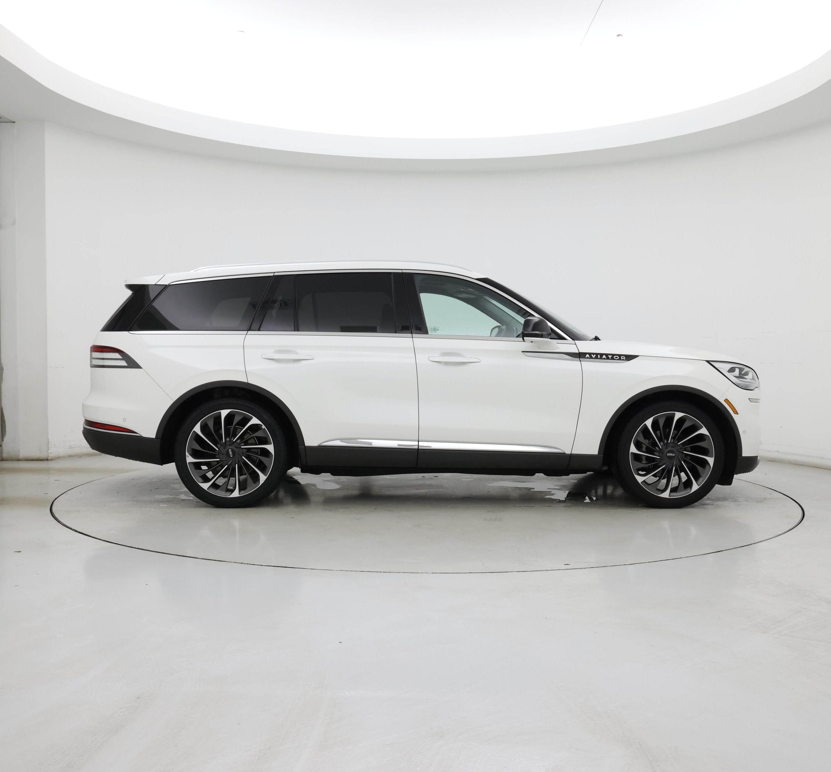 Thumbnail: 2021 Lincoln Aviator - 7