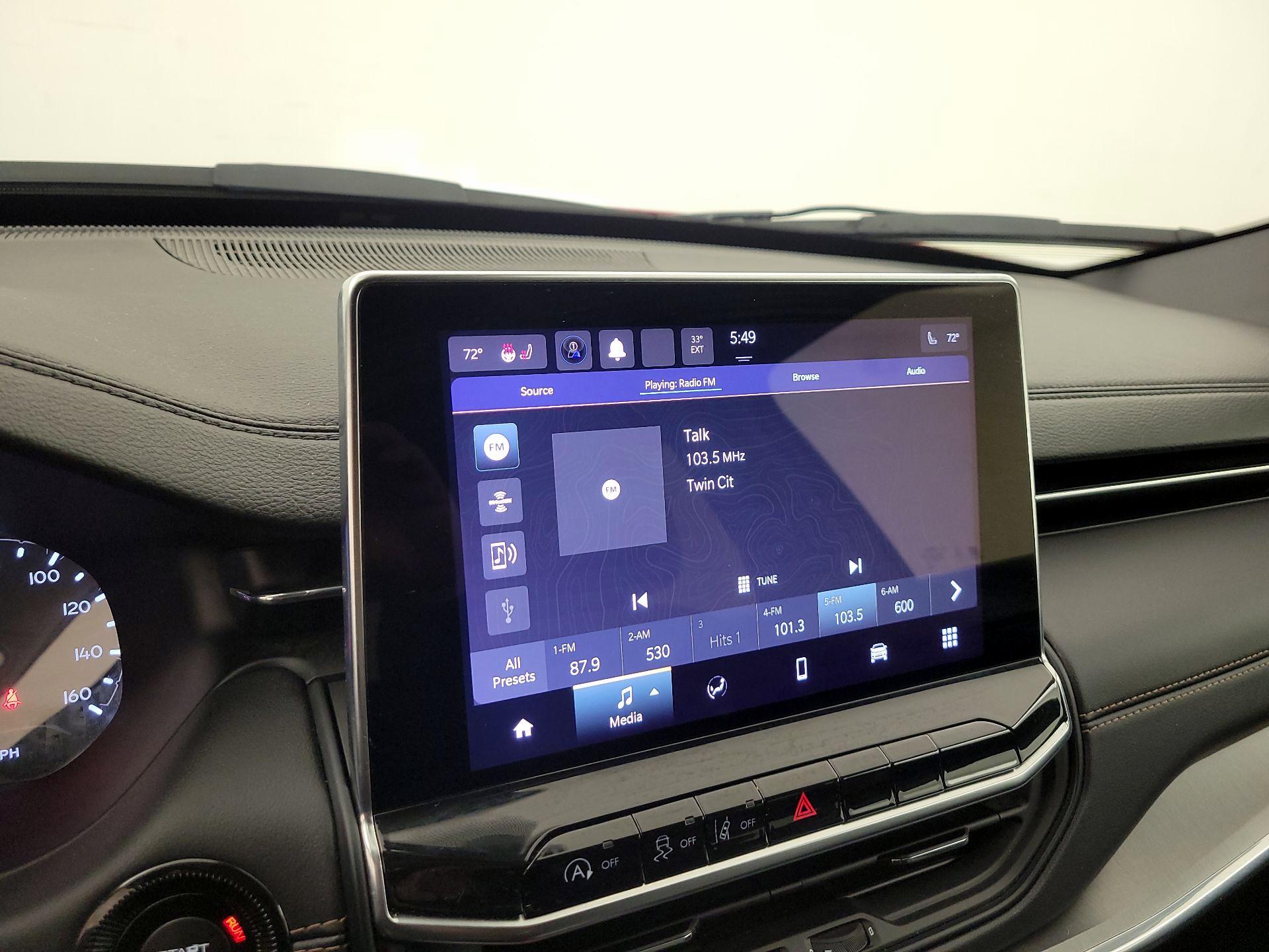 Thumbnail: 2022 Jeep Compass - 15