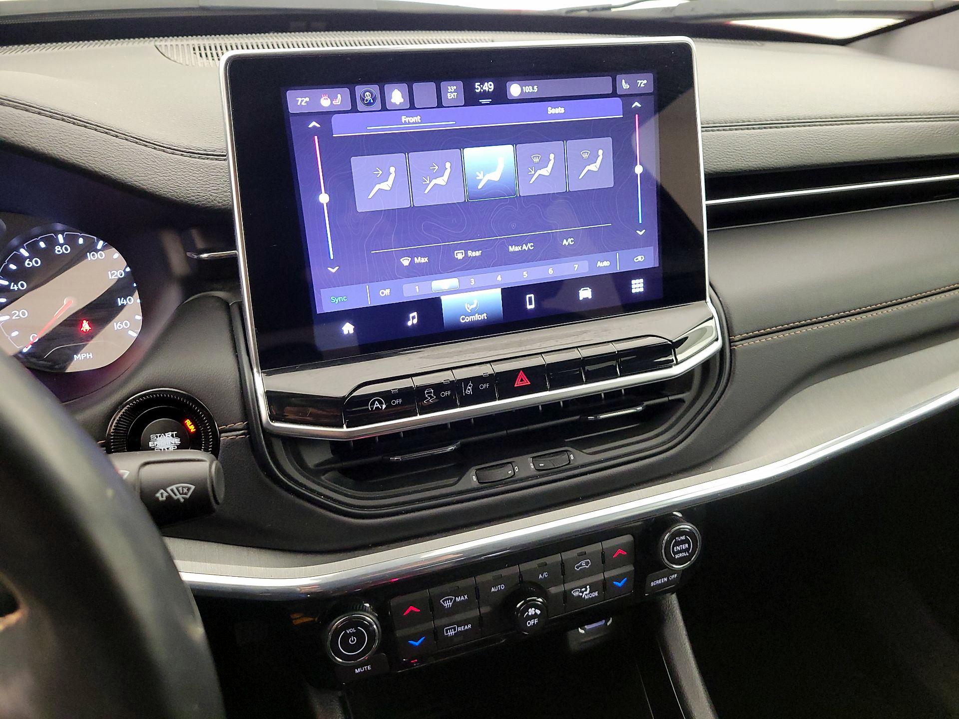 Thumbnail: 2022 Jeep Compass - 16