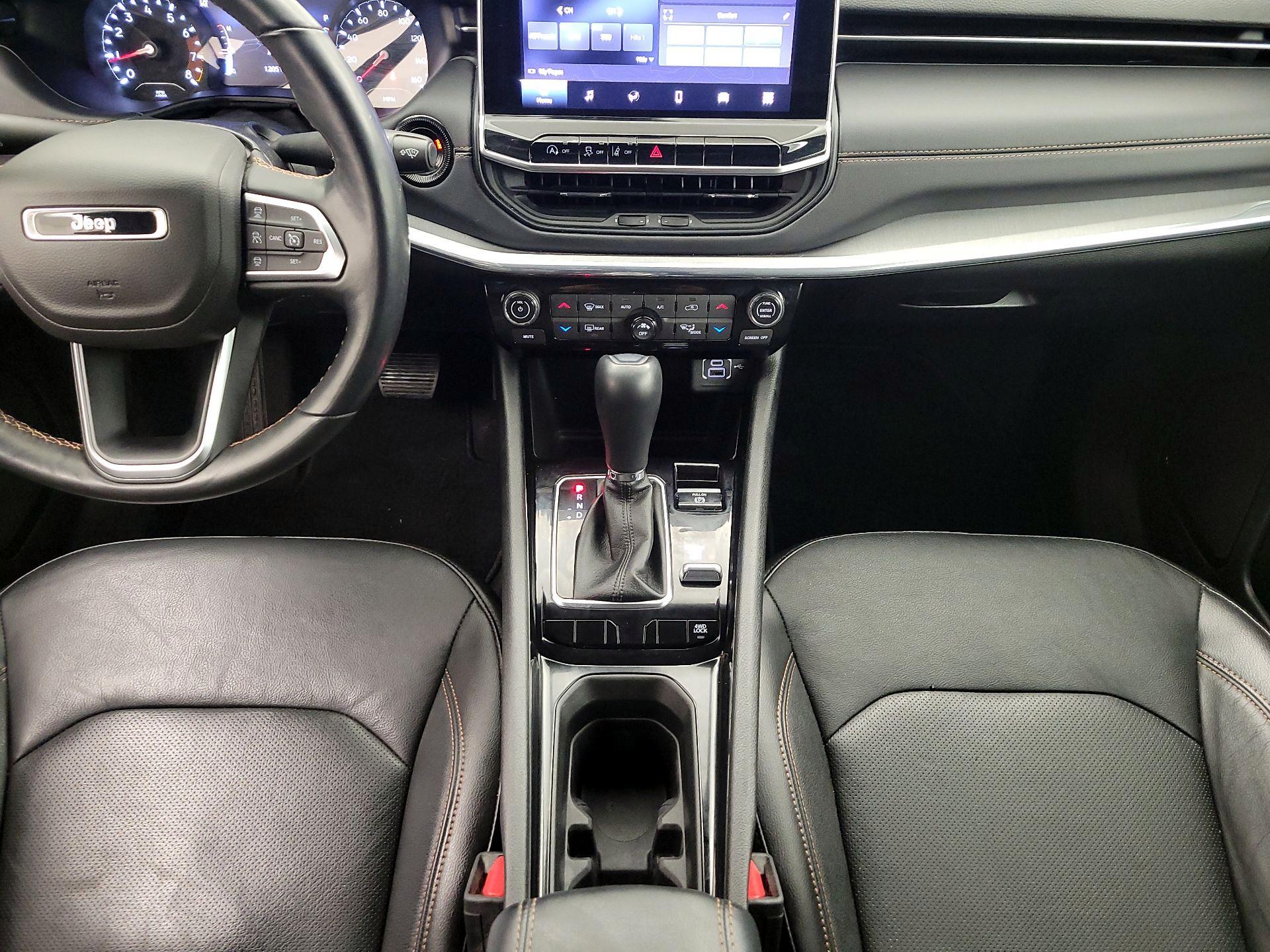 Thumbnail: 2022 Jeep Compass - 17