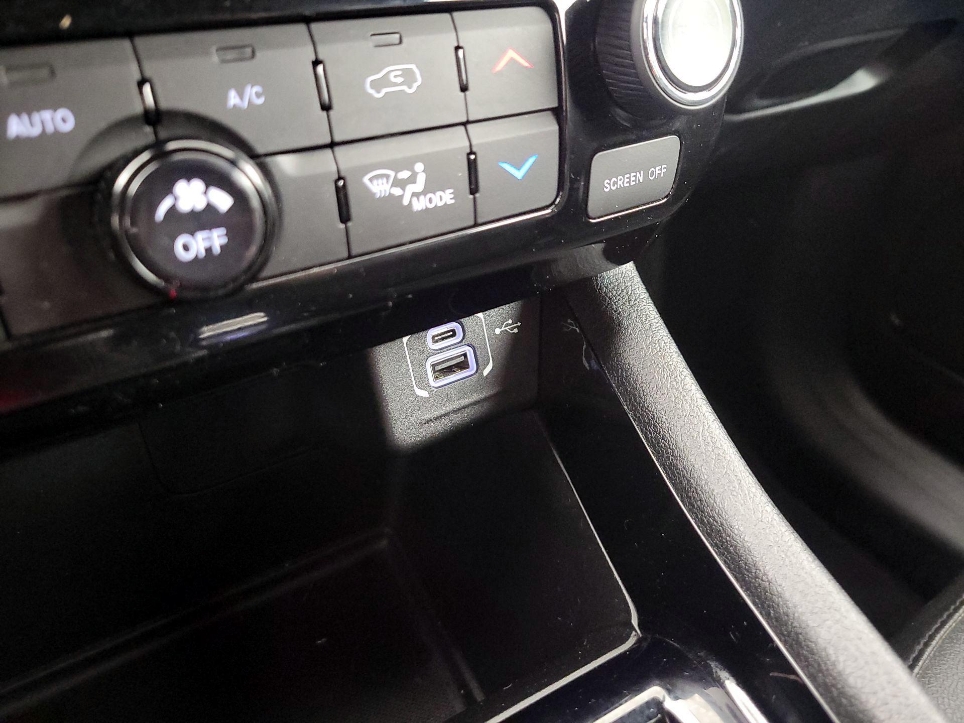 Thumbnail: 2022 Jeep Compass - 18