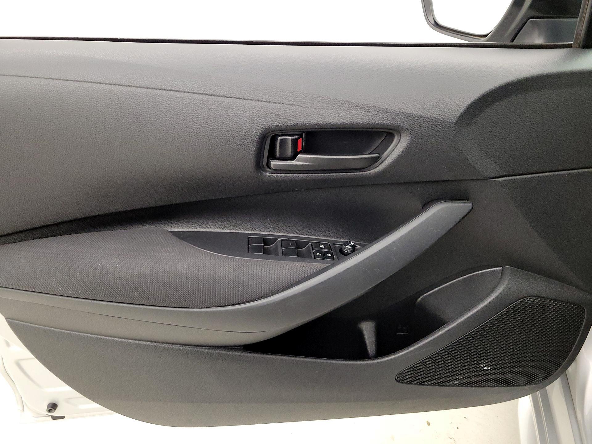 Thumbnail: 2023 Toyota Corolla - 12