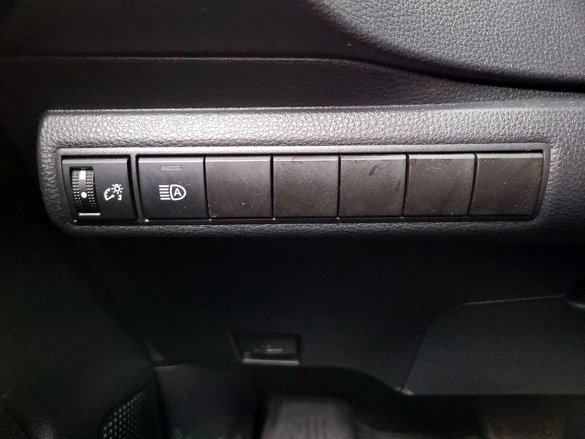 Thumbnail: 2023 Toyota Corolla - 13