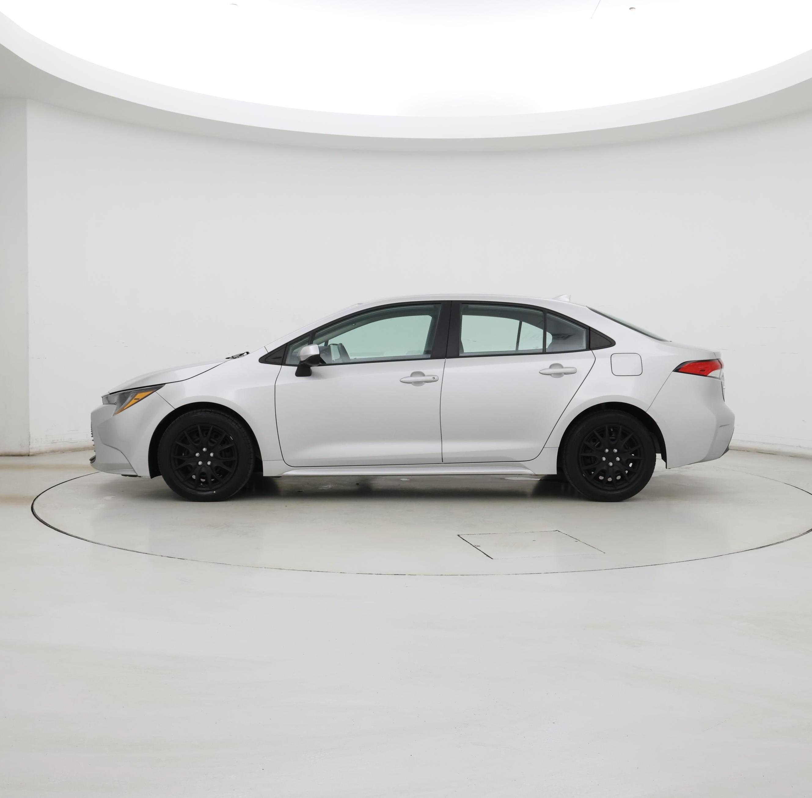 Thumbnail: 2023 Toyota Corolla - 3