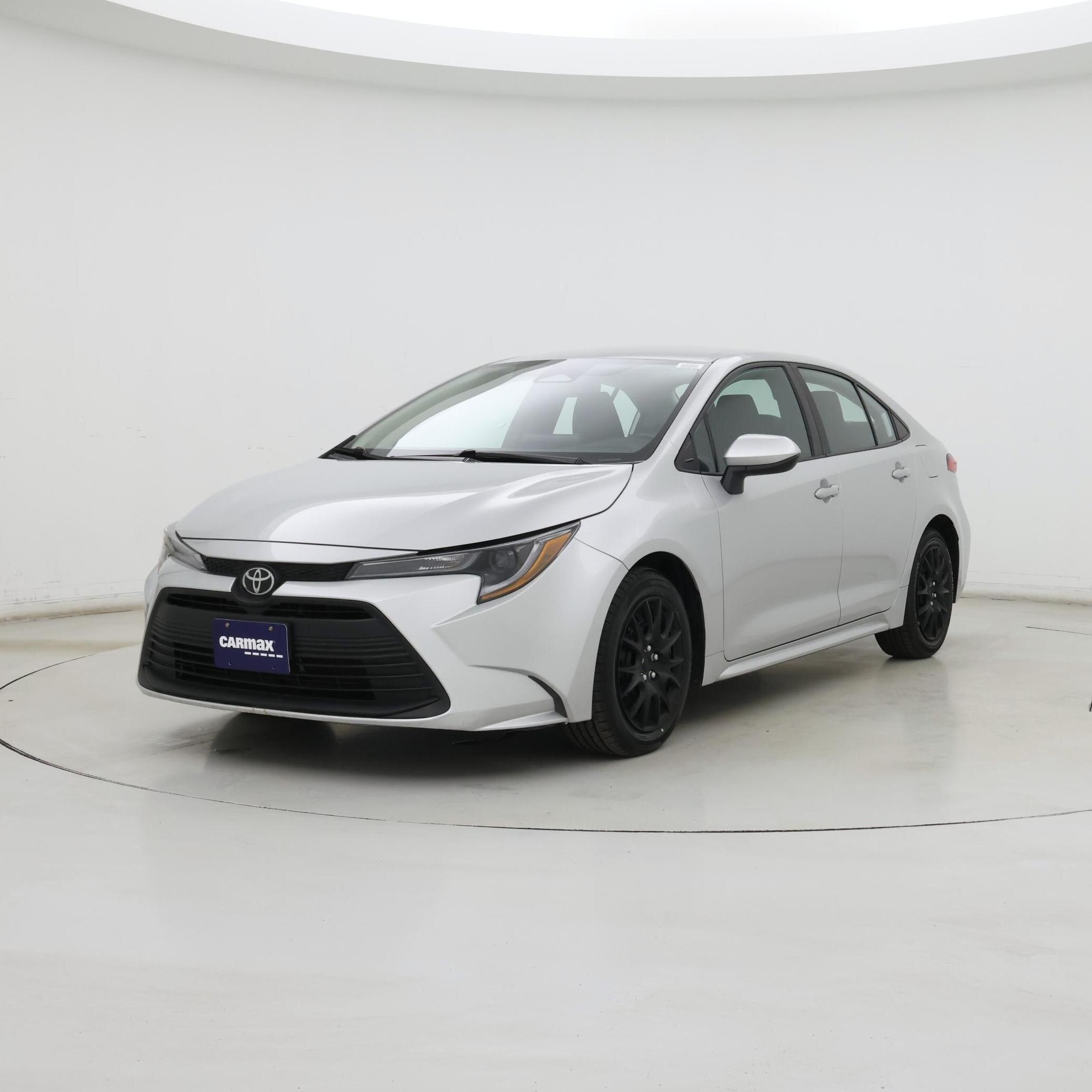 Thumbnail: 2023 Toyota Corolla - 4