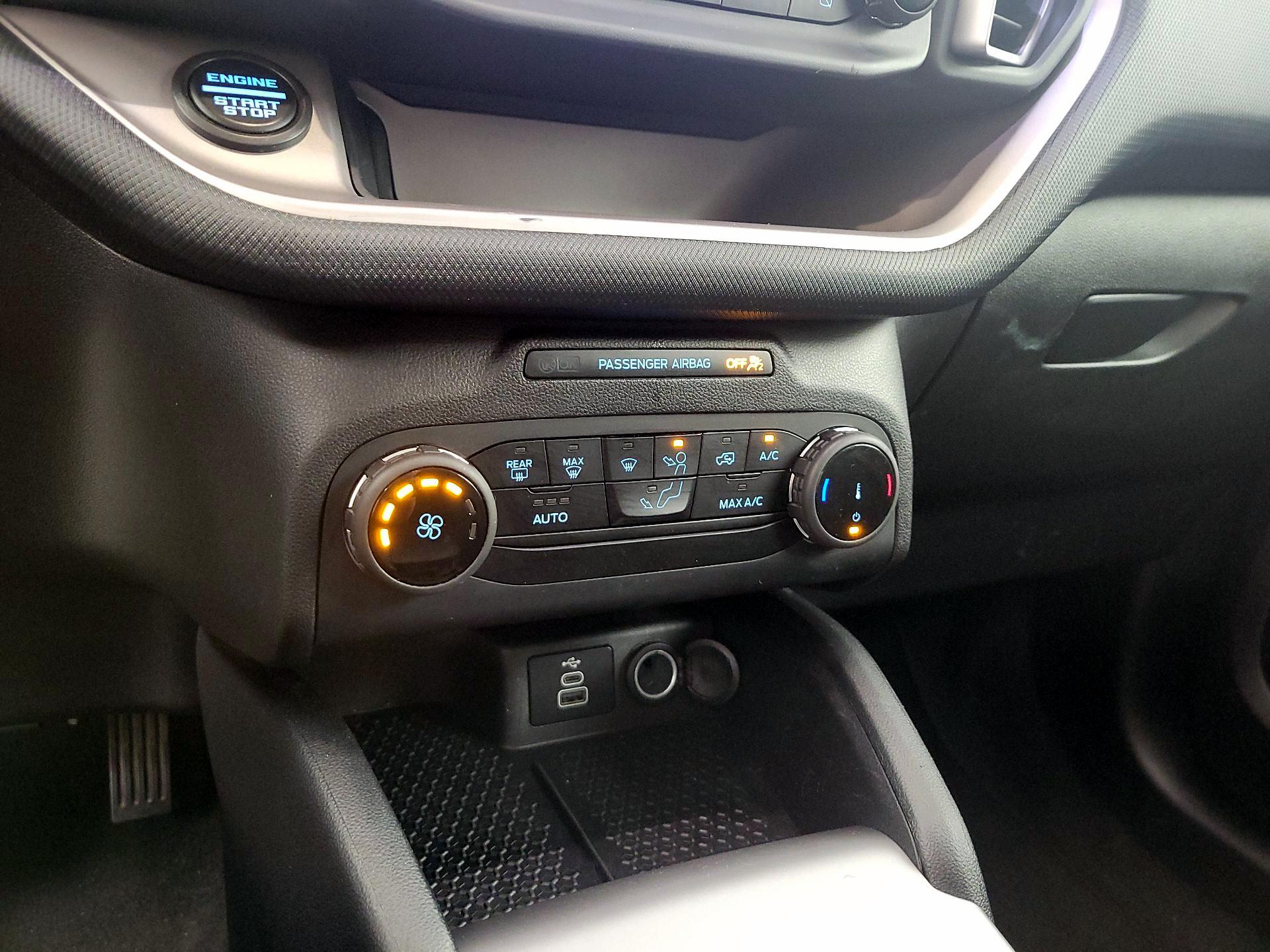 Thumbnail: 2023 Ford Bronco Sport - 16