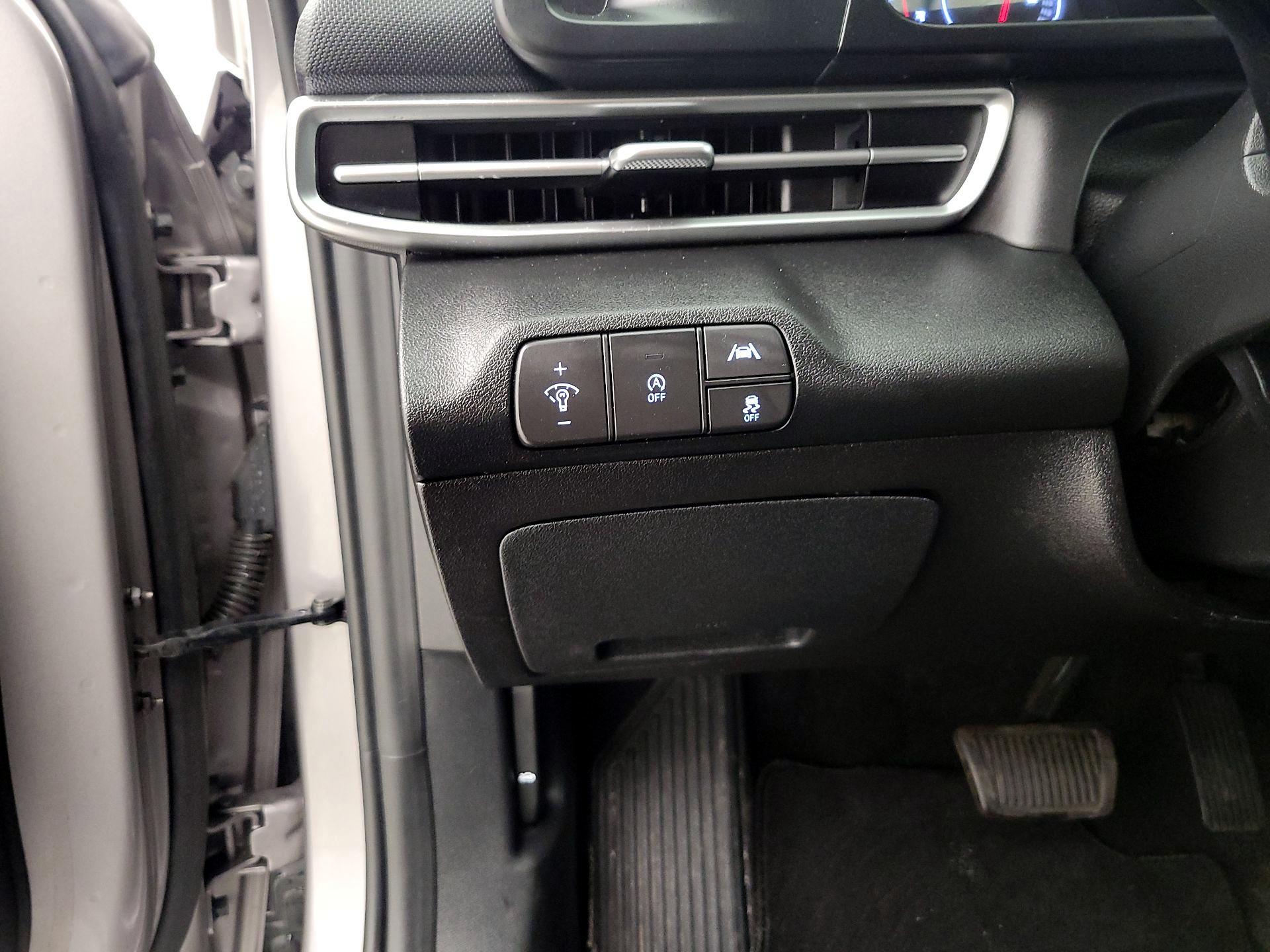 Thumbnail: 2021 Hyundai Elantra - 13