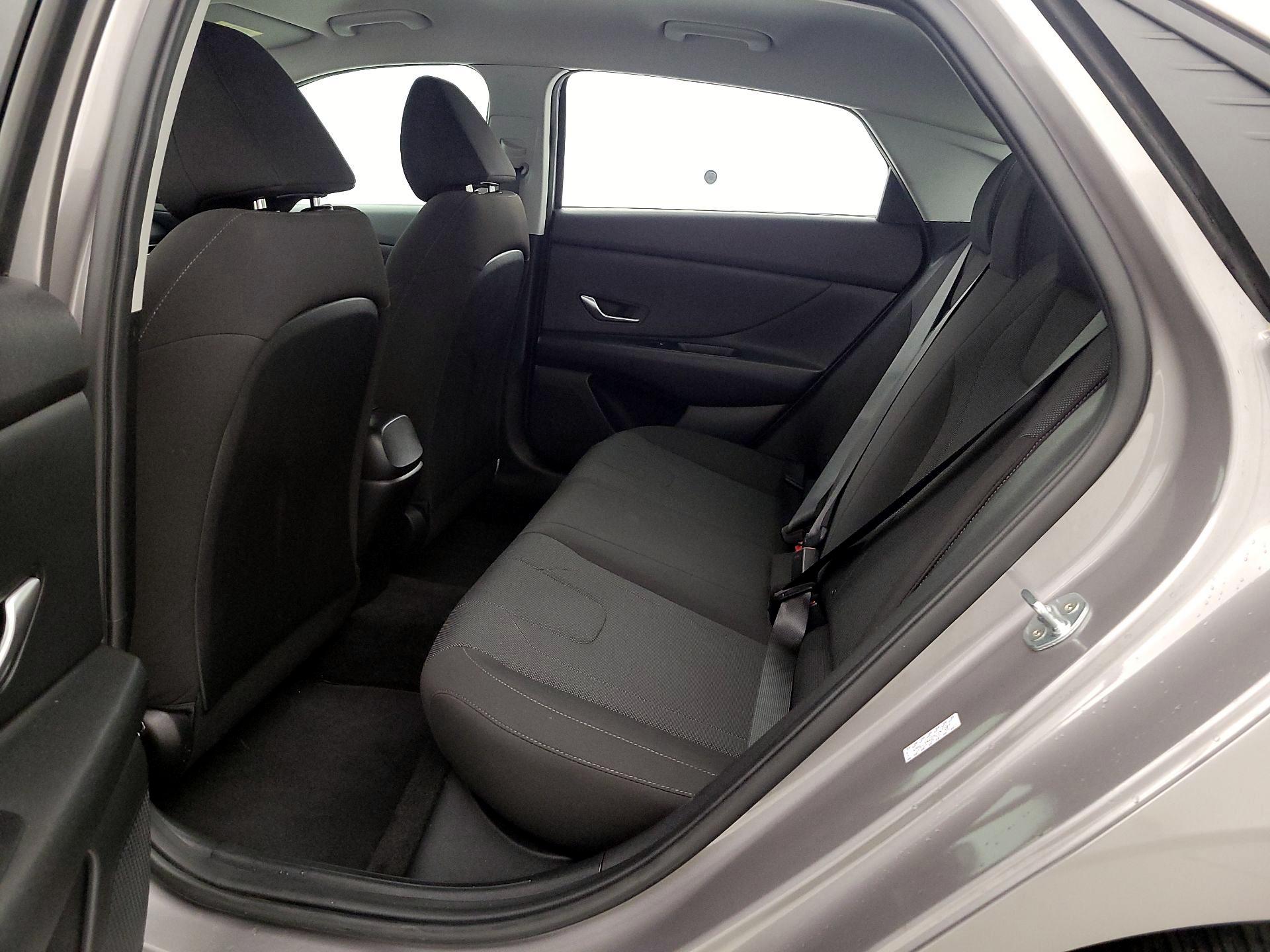 Thumbnail: 2021 Hyundai Elantra - 19