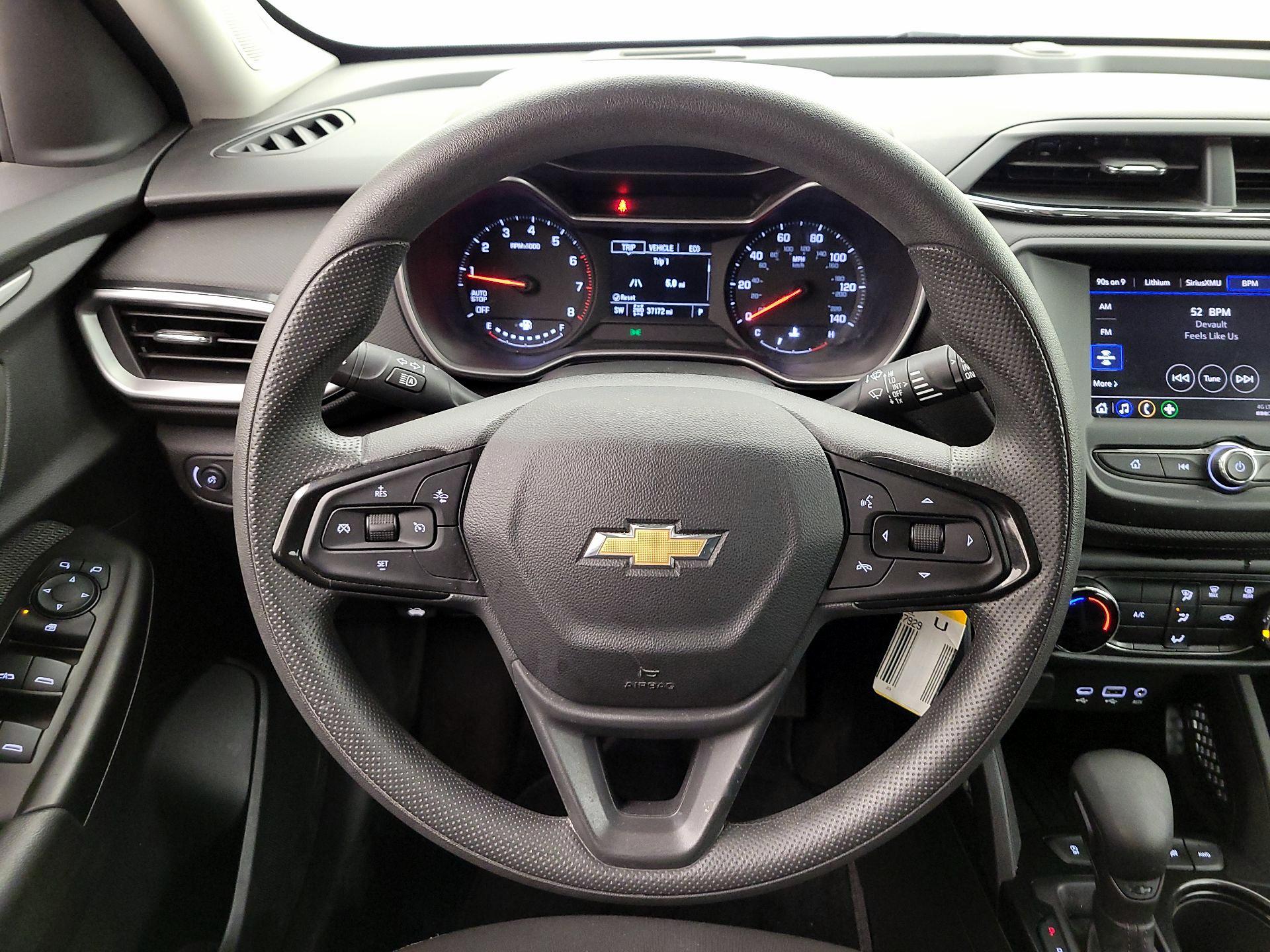 Thumbnail: 2023 Chevrolet TrailBlazer - 10
