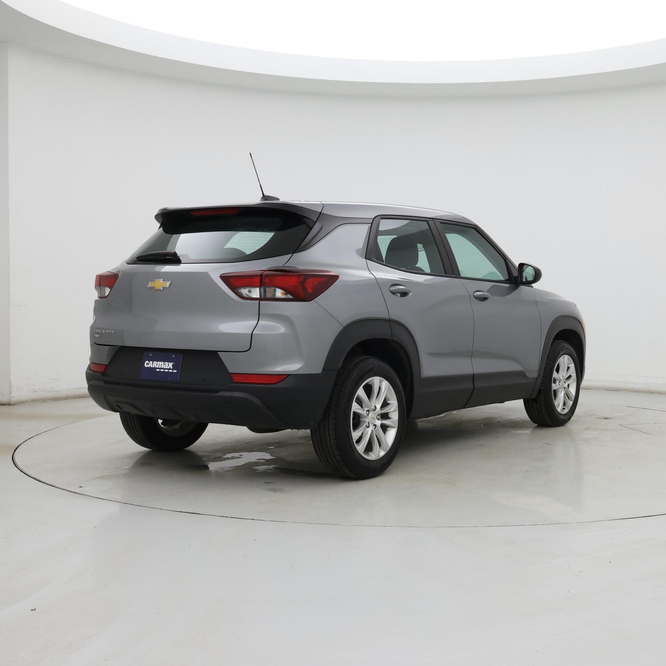 Thumbnail: 2023 Chevrolet TrailBlazer - 8