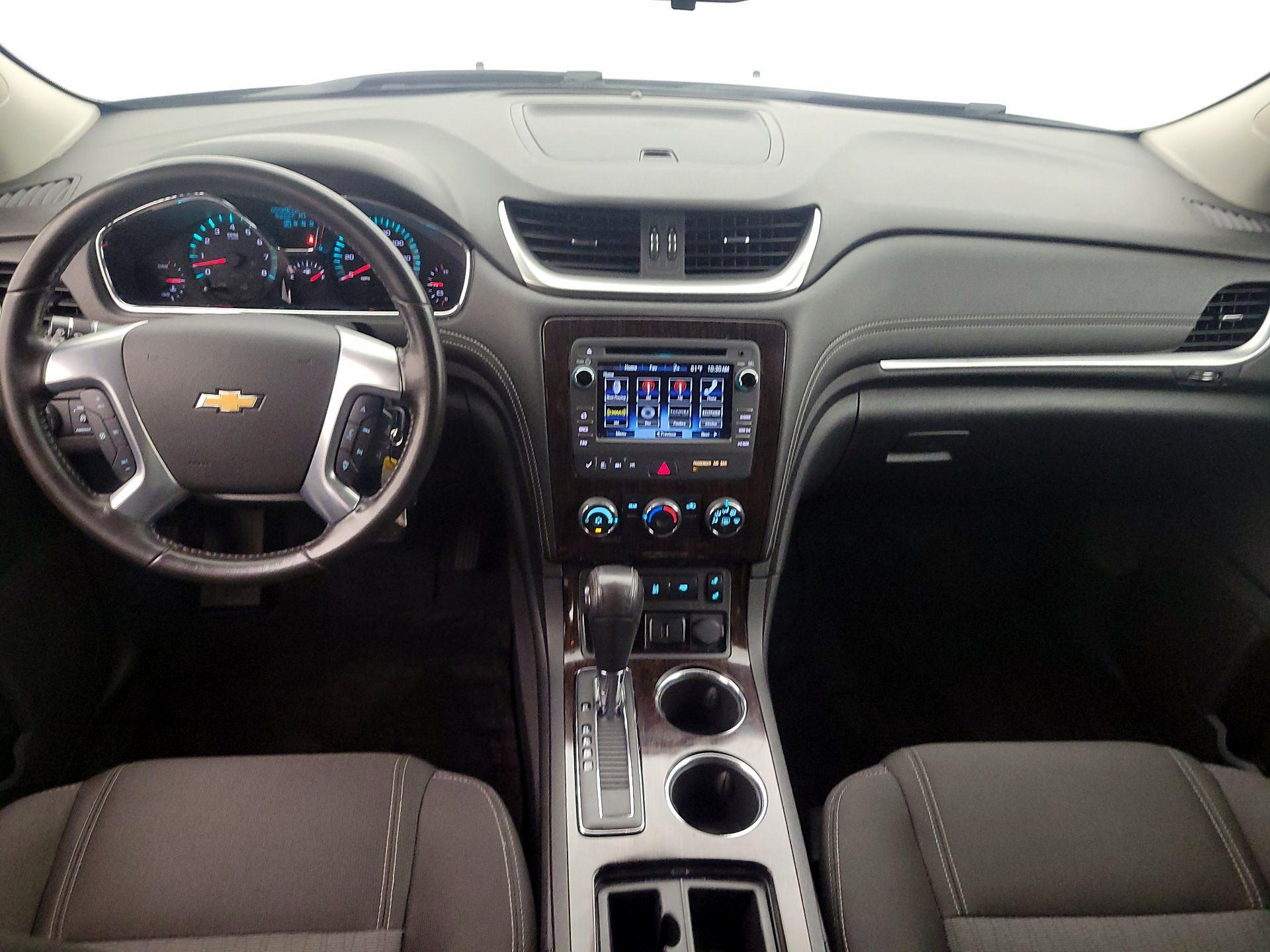 Thumbnail: 2017 Chevrolet Traverse - 9