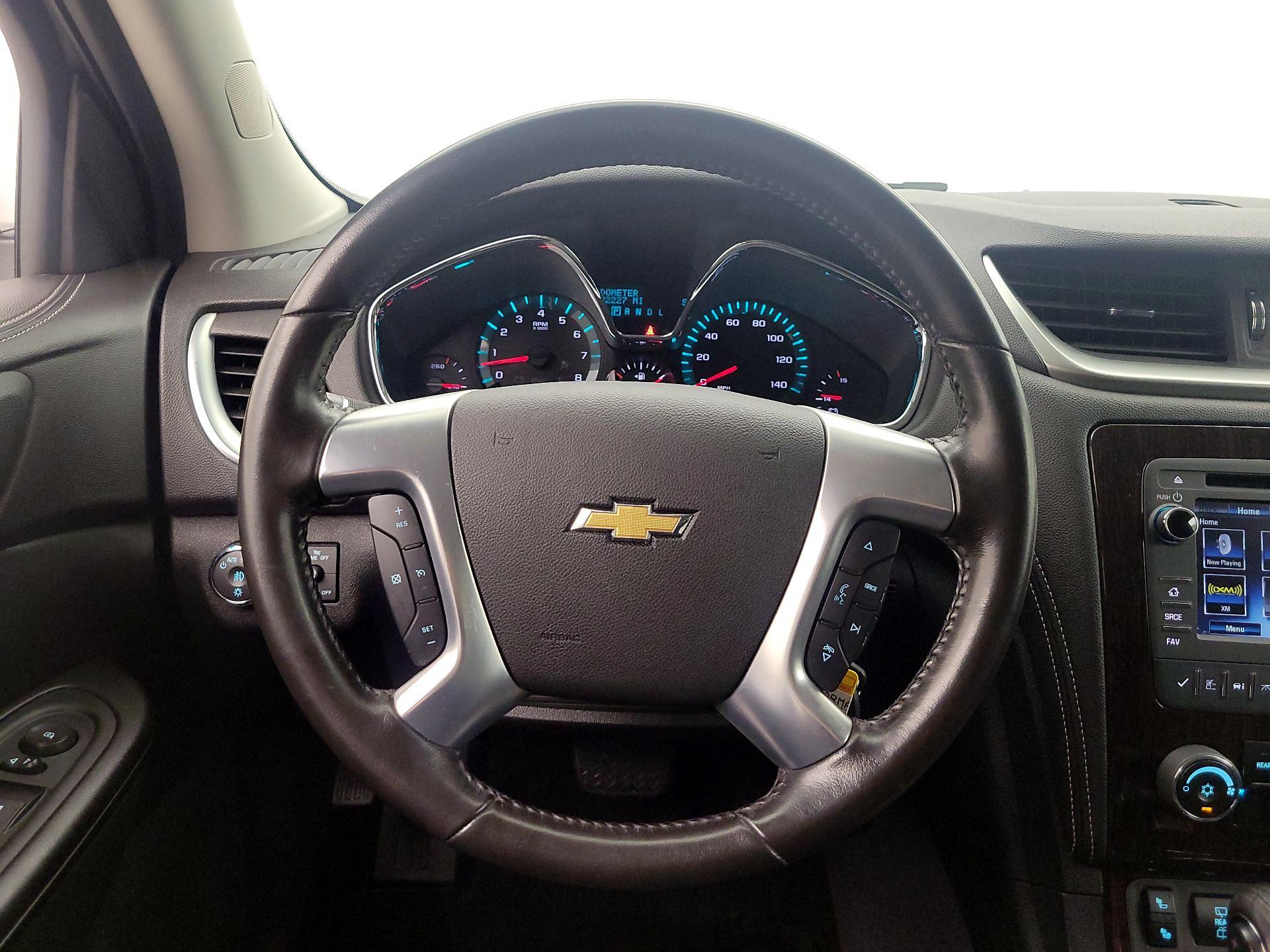 Thumbnail: 2017 Chevrolet Traverse - 10