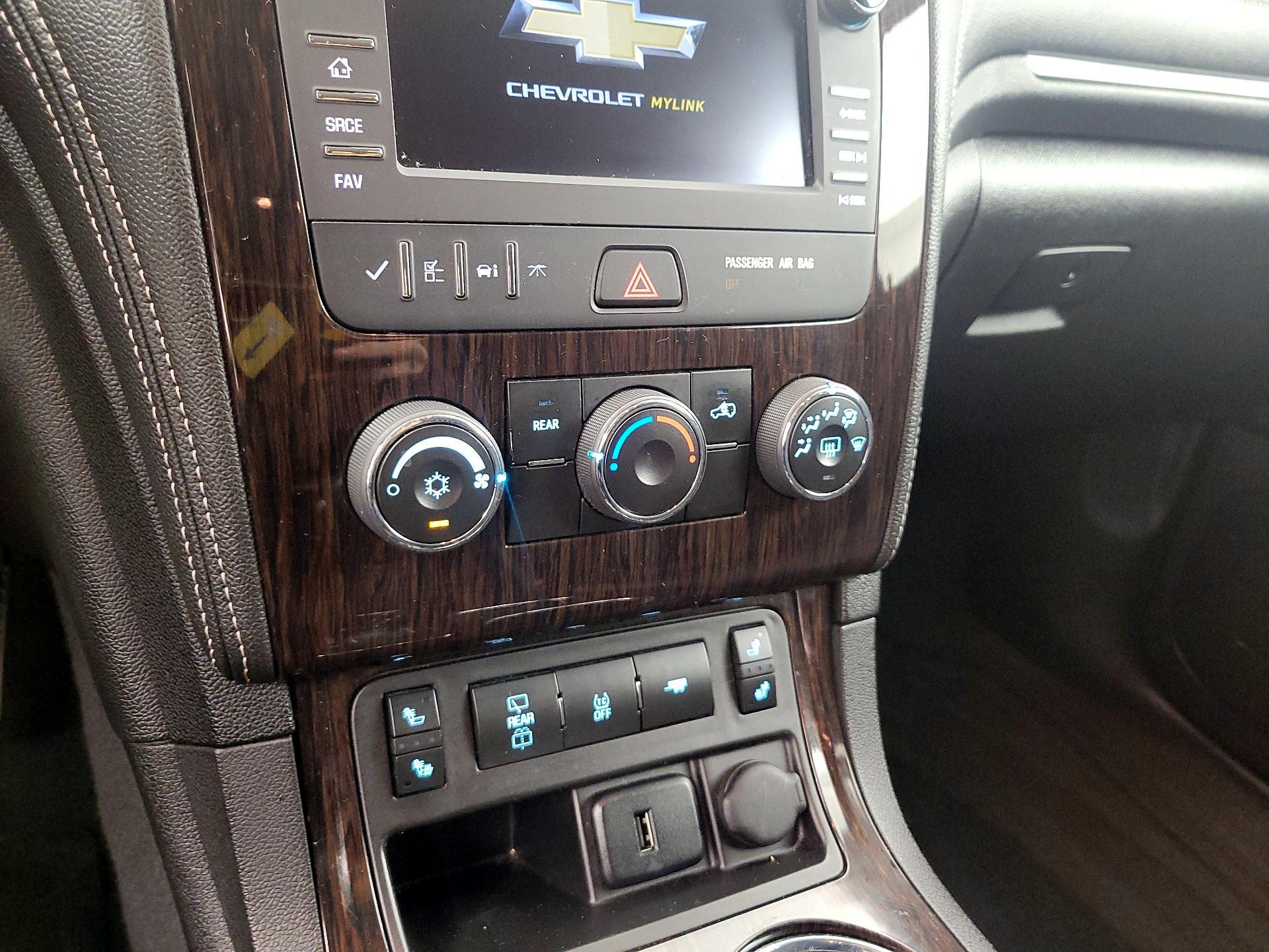 Thumbnail: 2017 Chevrolet Traverse - 16