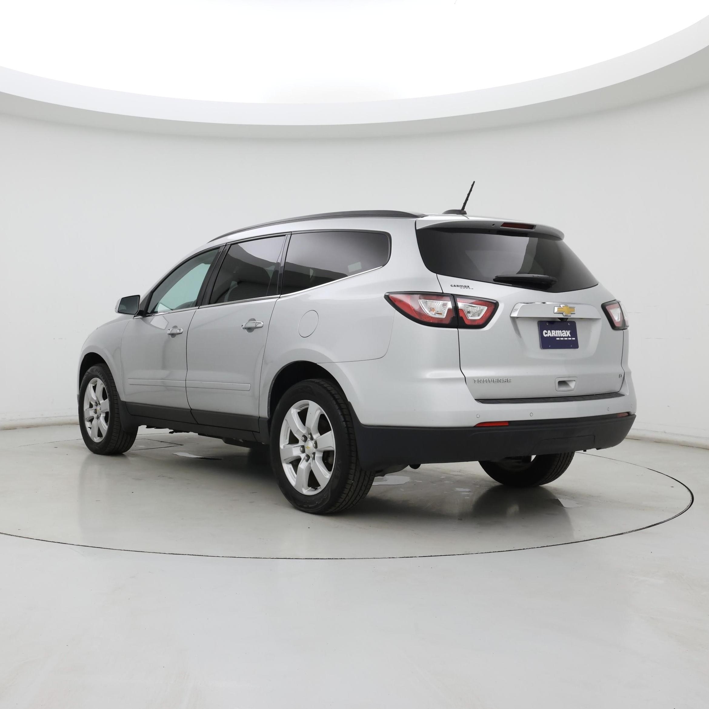 Thumbnail: 2017 Chevrolet Traverse - 2