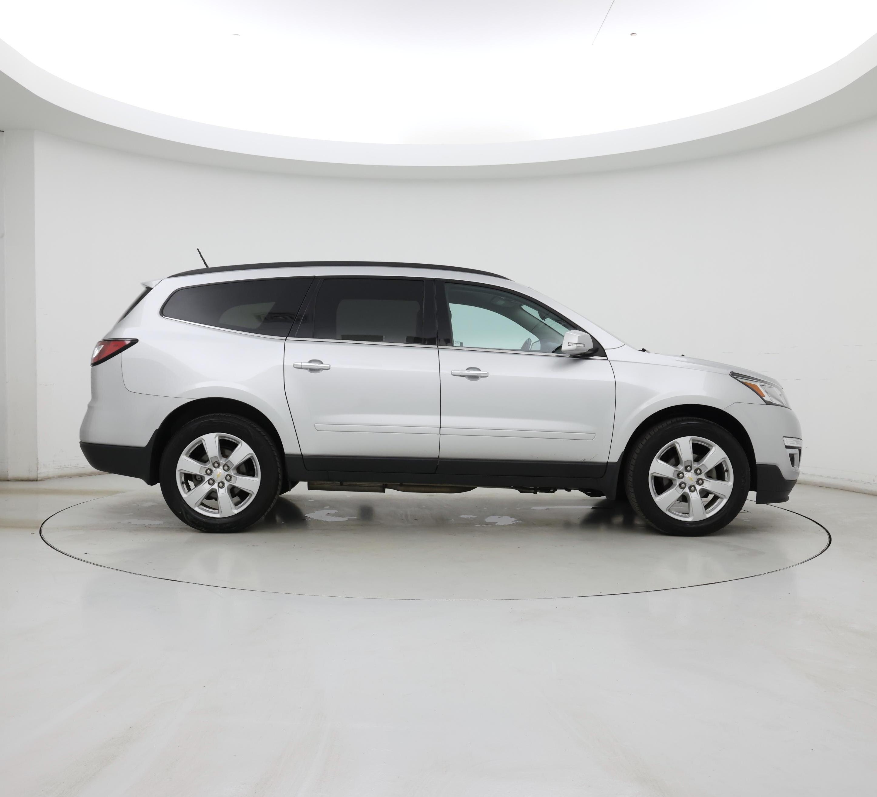 Thumbnail: 2017 Chevrolet Traverse - 7