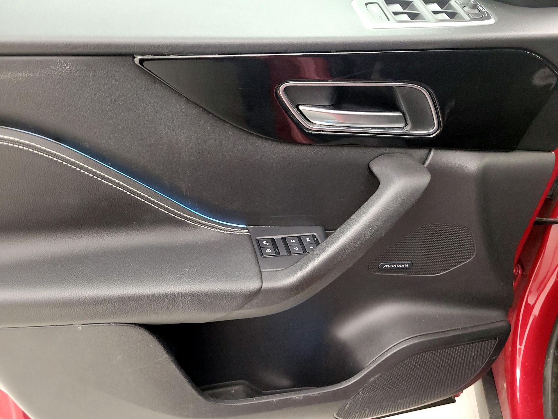 Thumbnail: 2020 Jaguar F-Pace - 12