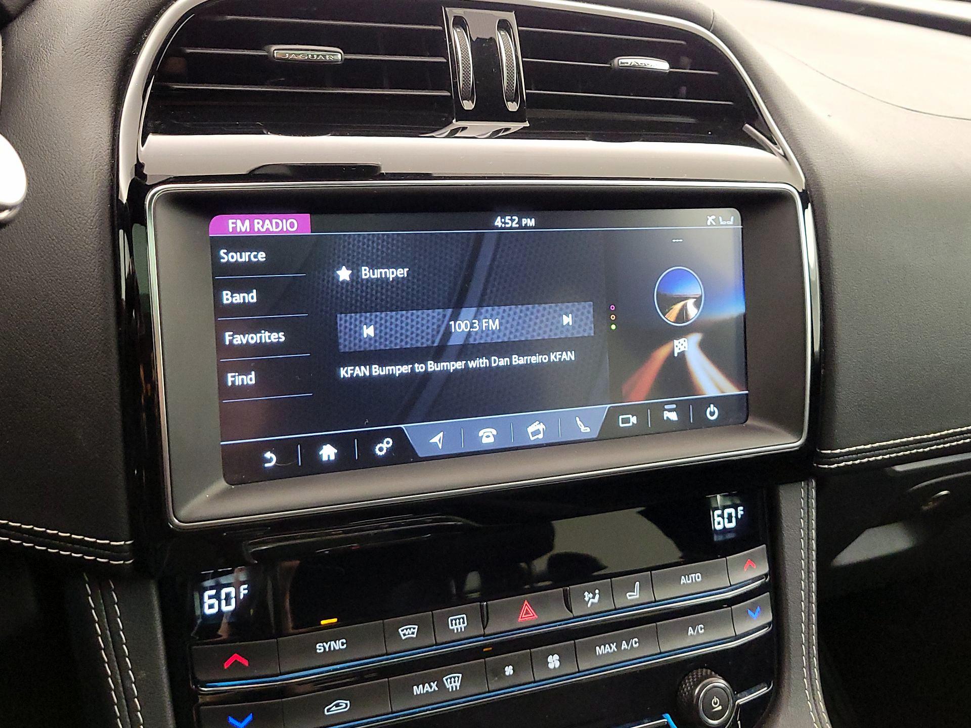 Thumbnail: 2020 Jaguar F-Pace - 16