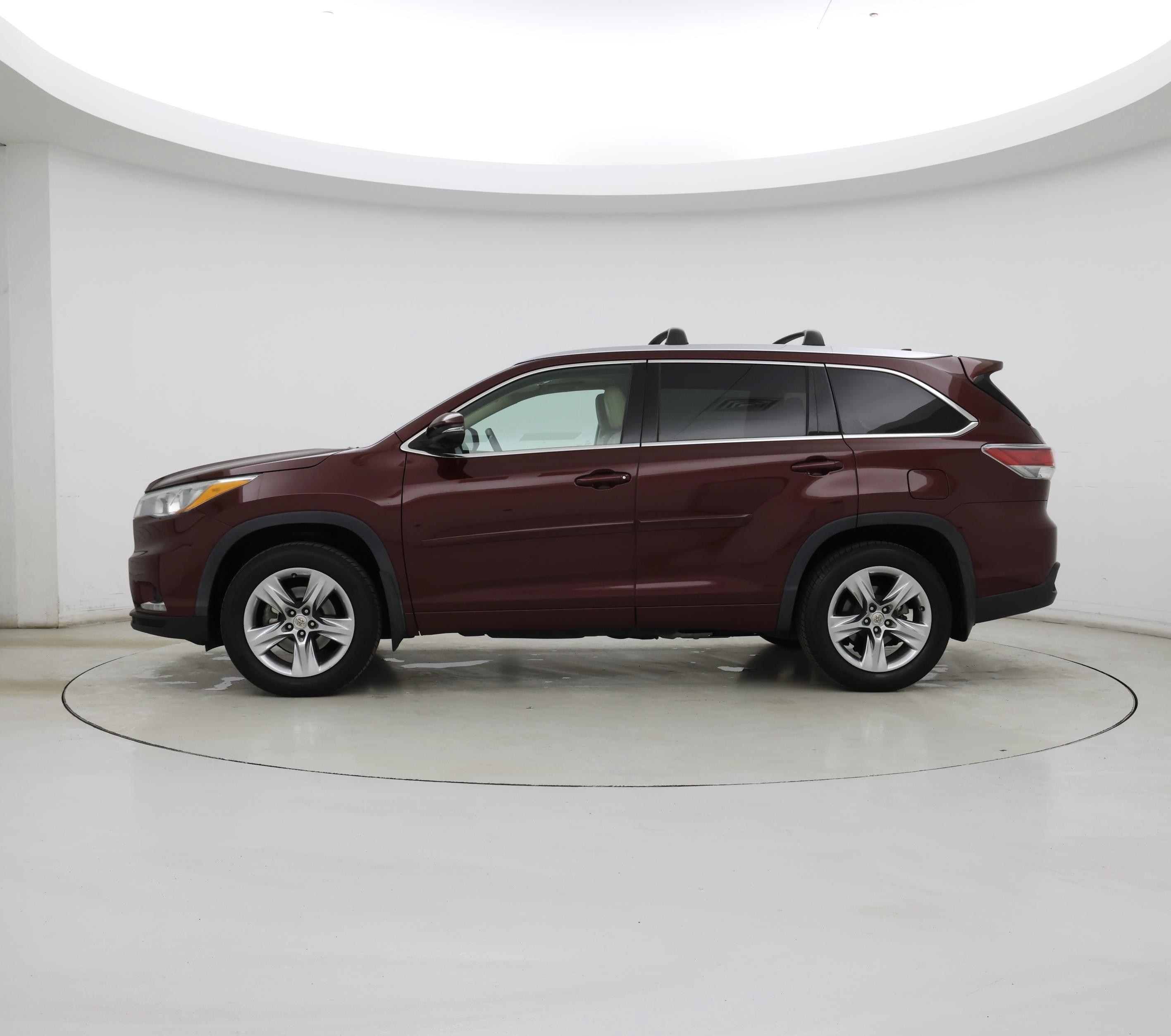 Thumbnail: 2015 Toyota Highlander - 3