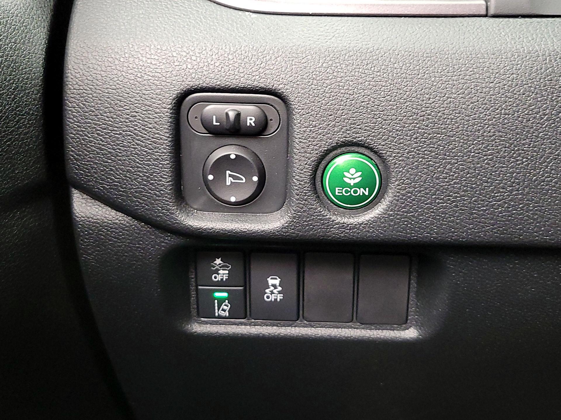 Thumbnail: 2022 Honda Pilot - 13