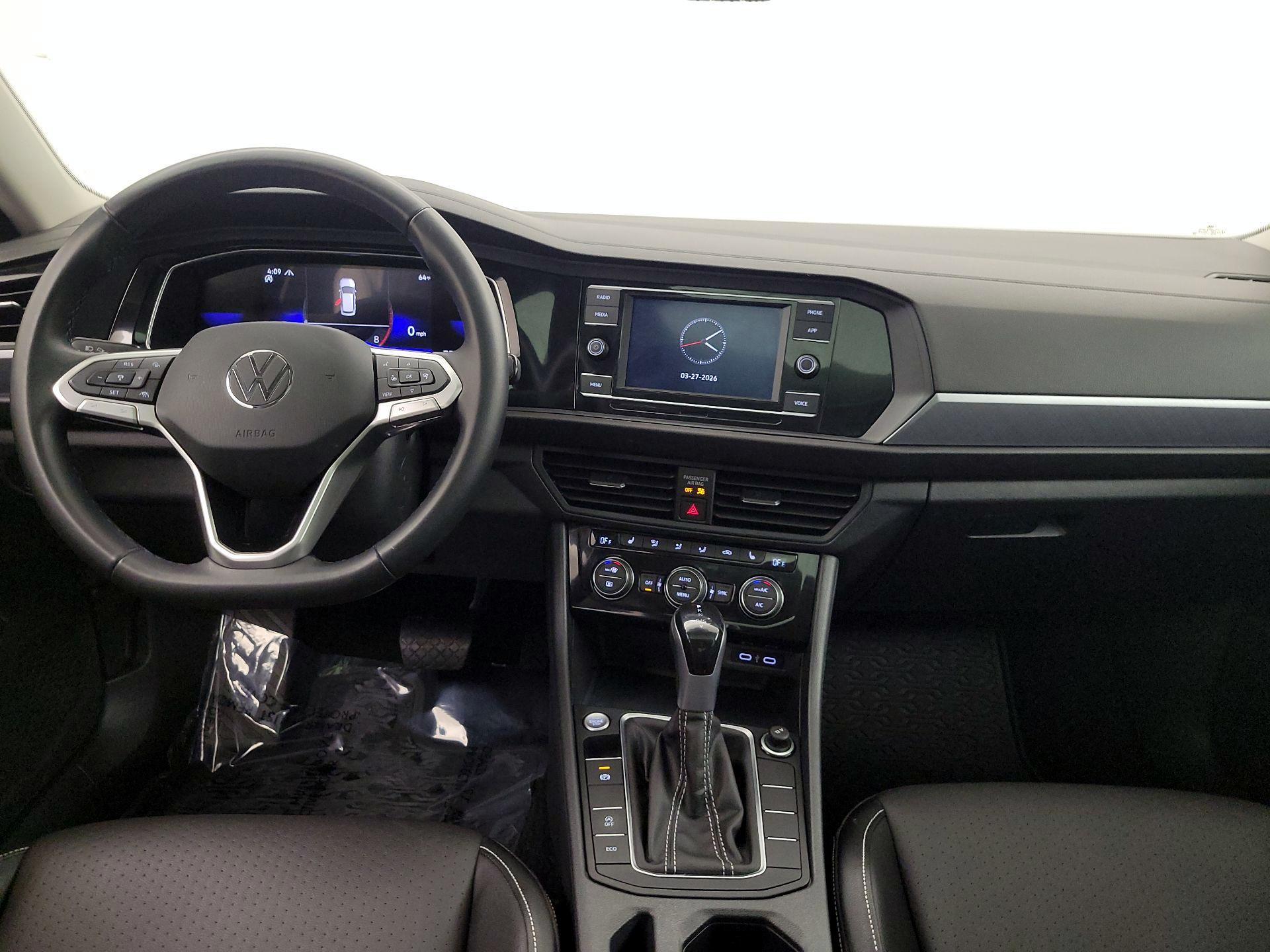 Thumbnail: 2023 Volkswagen Jetta - 9