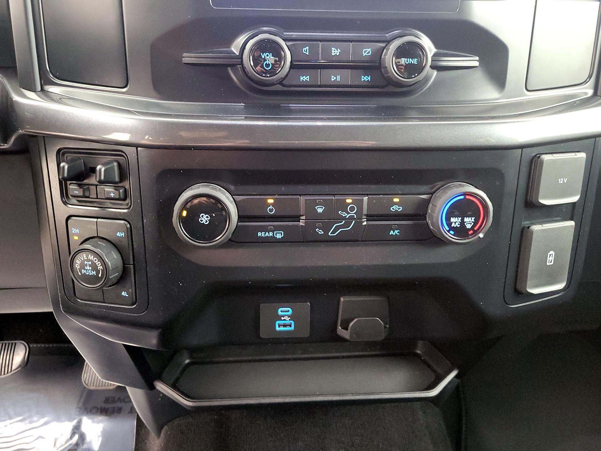 Thumbnail: 2022 Ford F-150 - 16