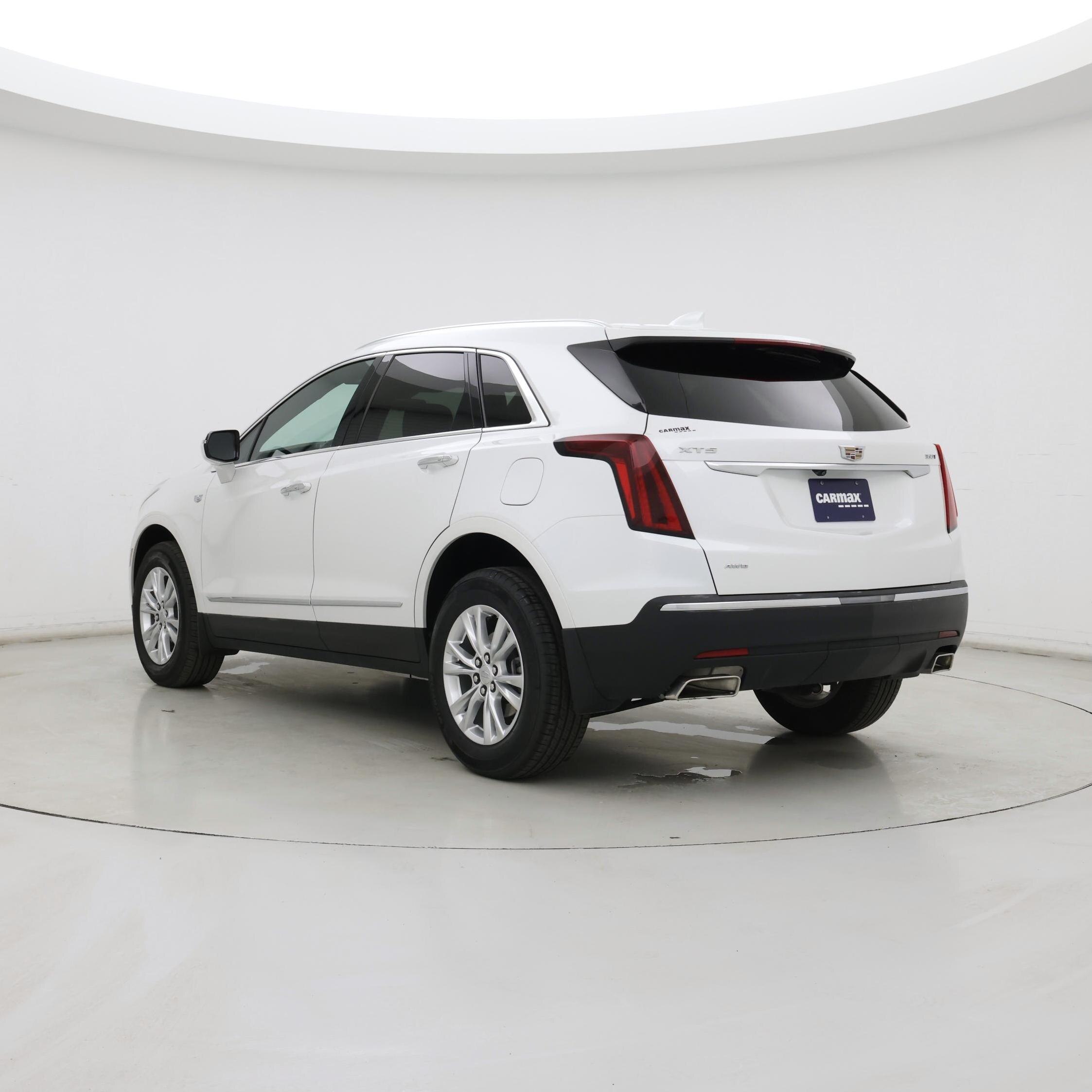 Thumbnail: 2023 Cadillac XT5 - 2