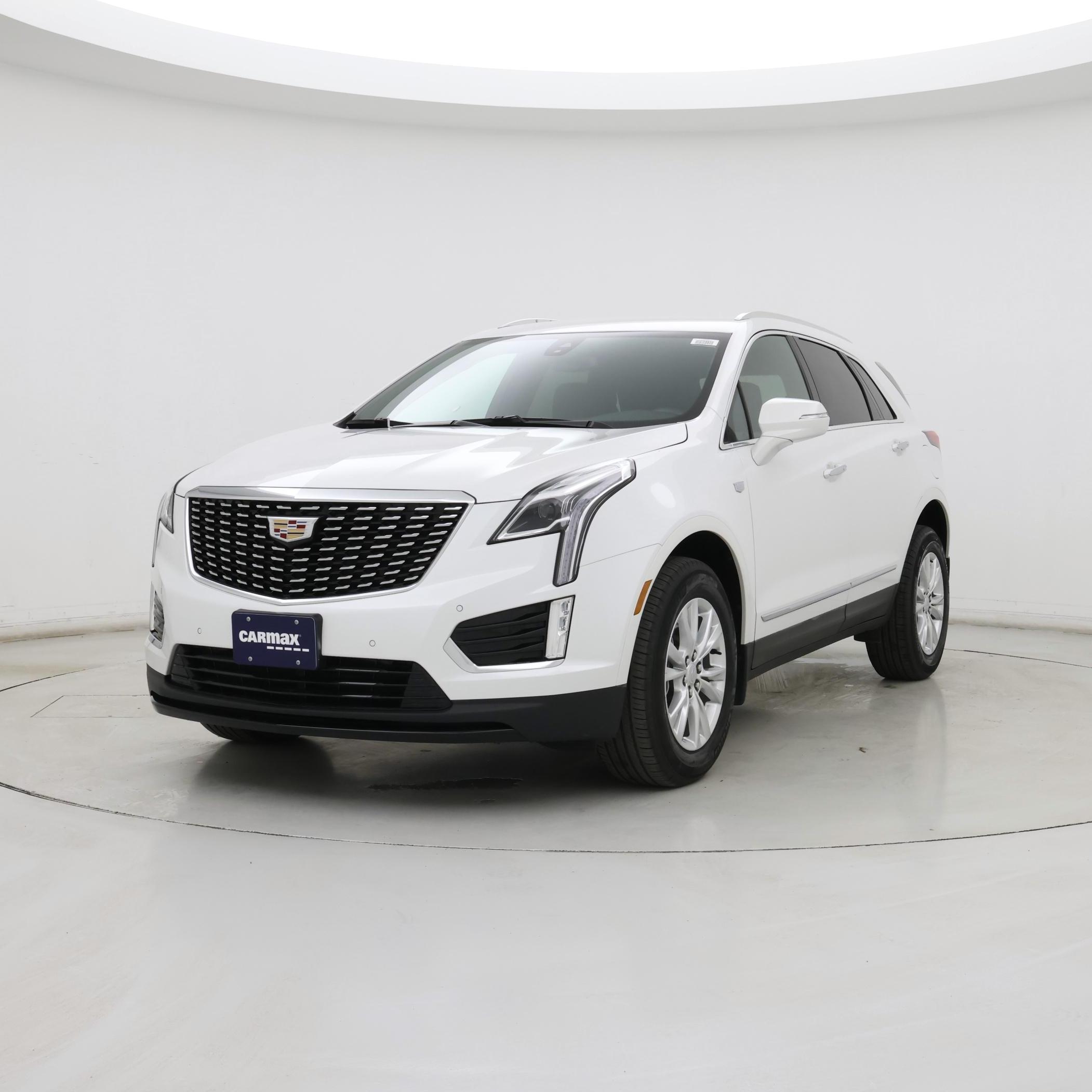 Thumbnail: 2023 Cadillac XT5 - 4