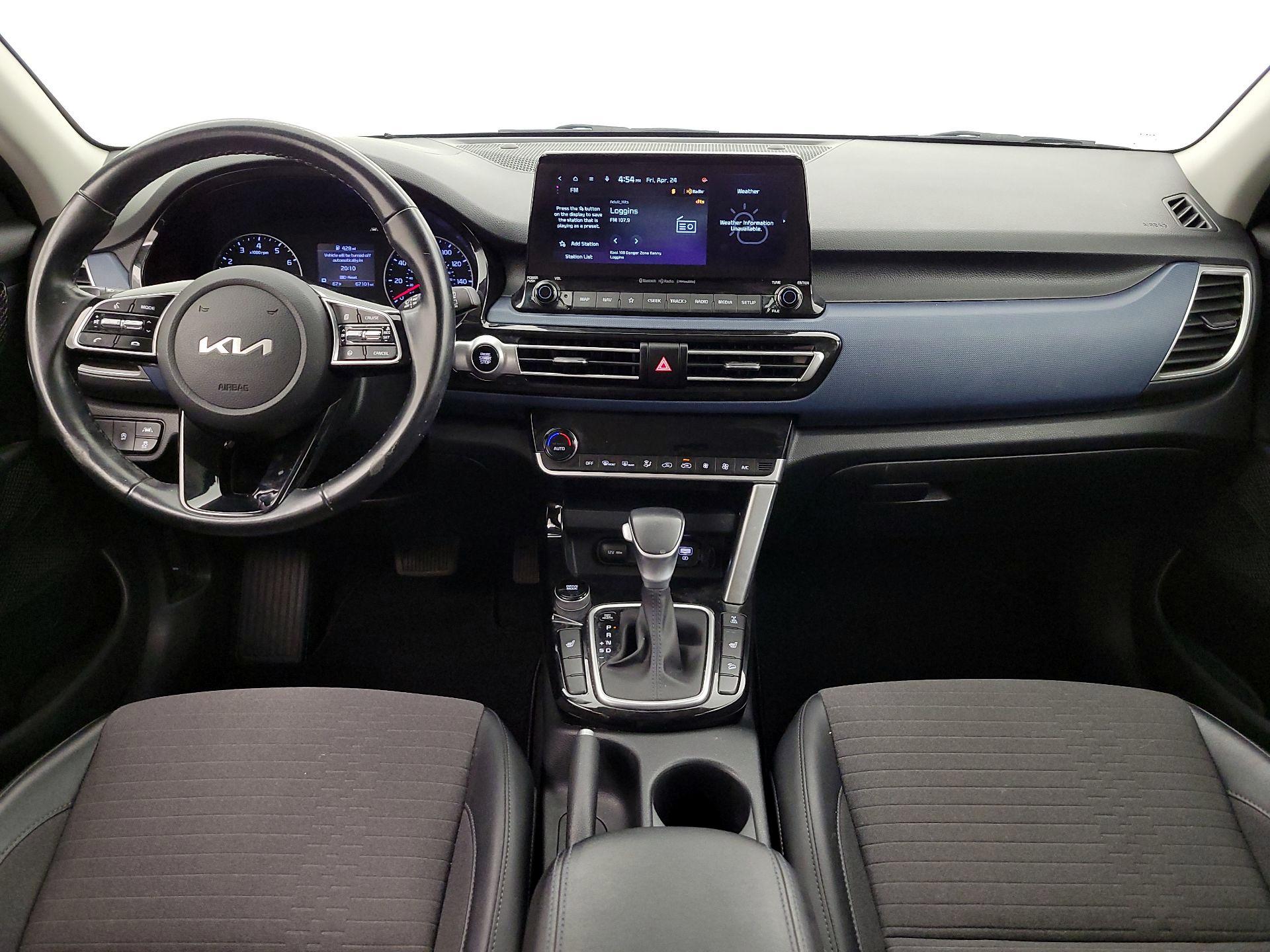 Thumbnail: 2023 Kia Seltos - 9