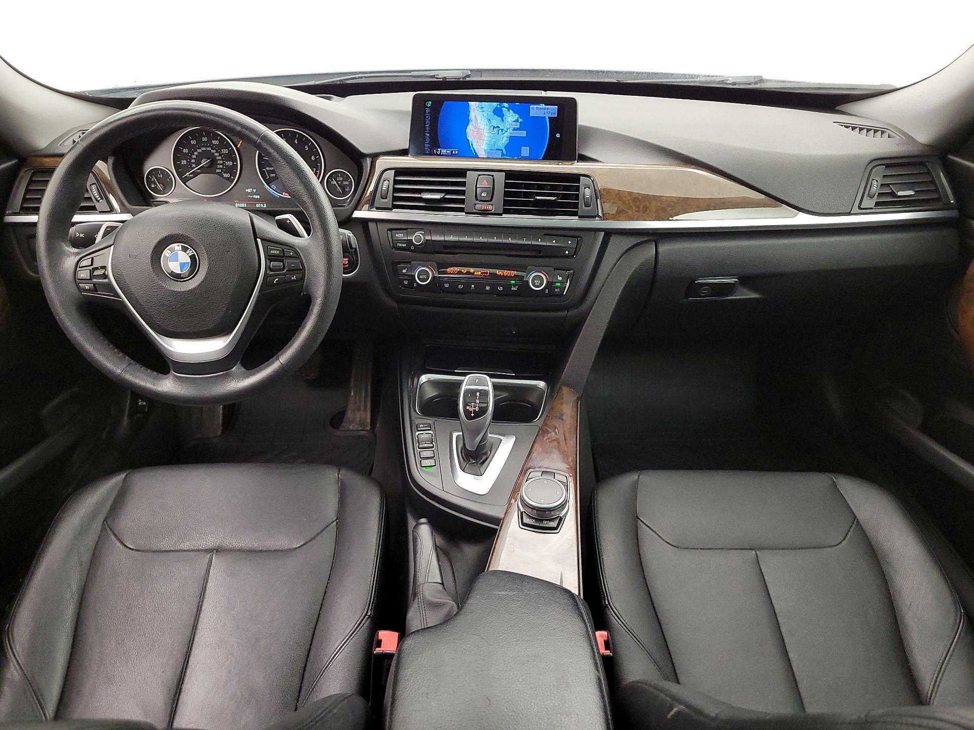 Thumbnail: 2015 BMW 3 Series - 9