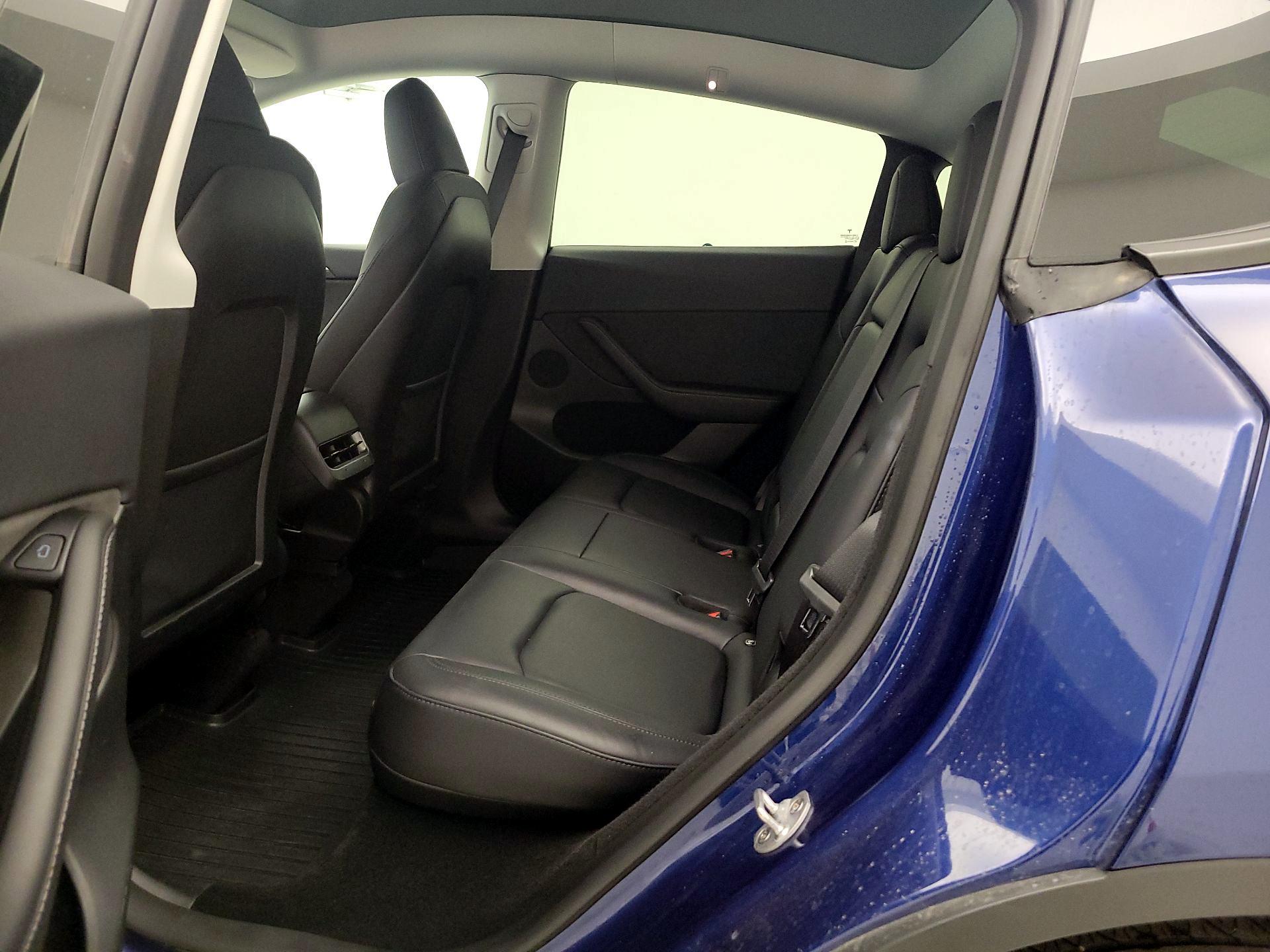 Thumbnail: 2023 Tesla Model Y - 18