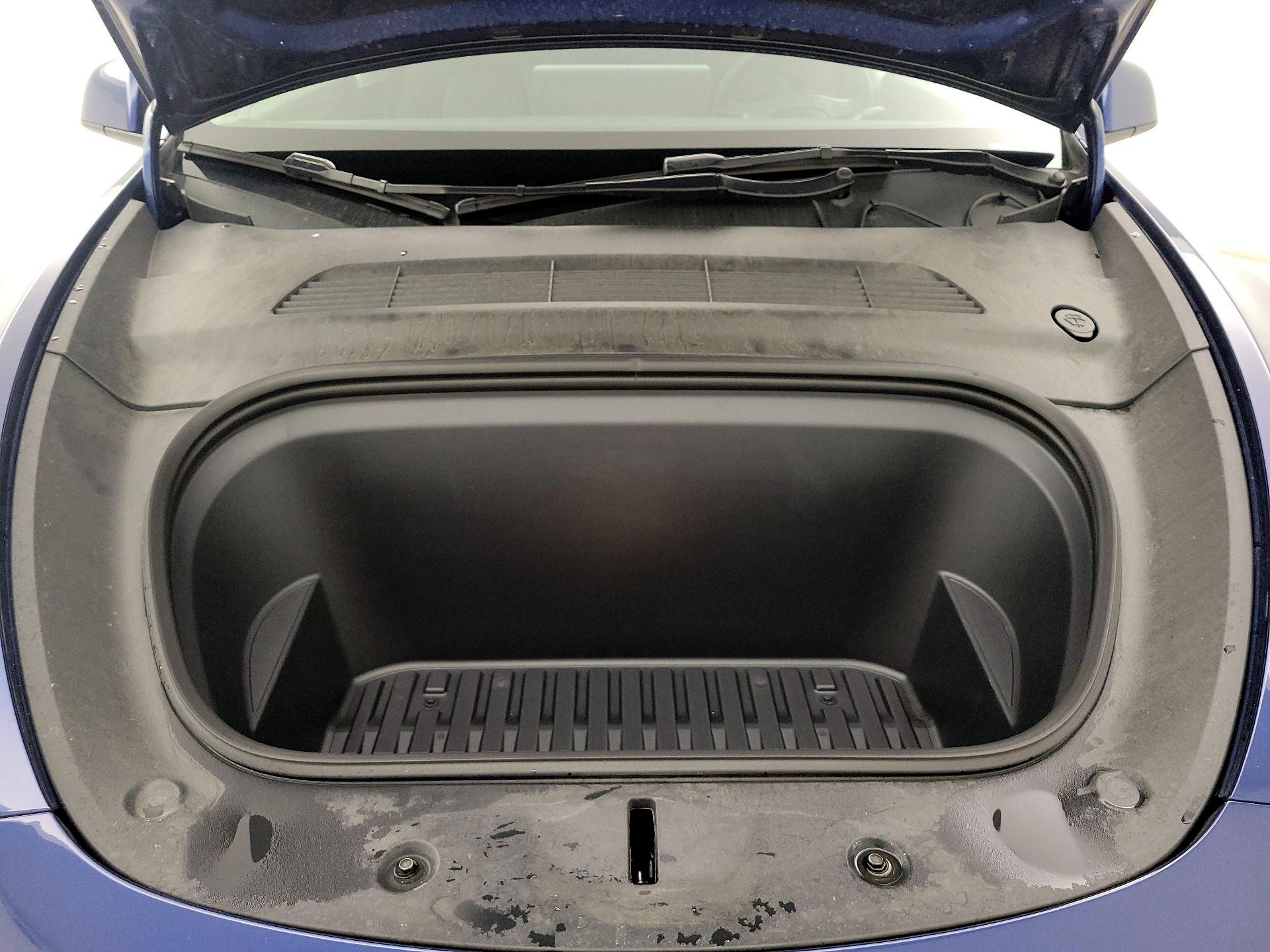 Thumbnail: 2023 Tesla Model Y - 20