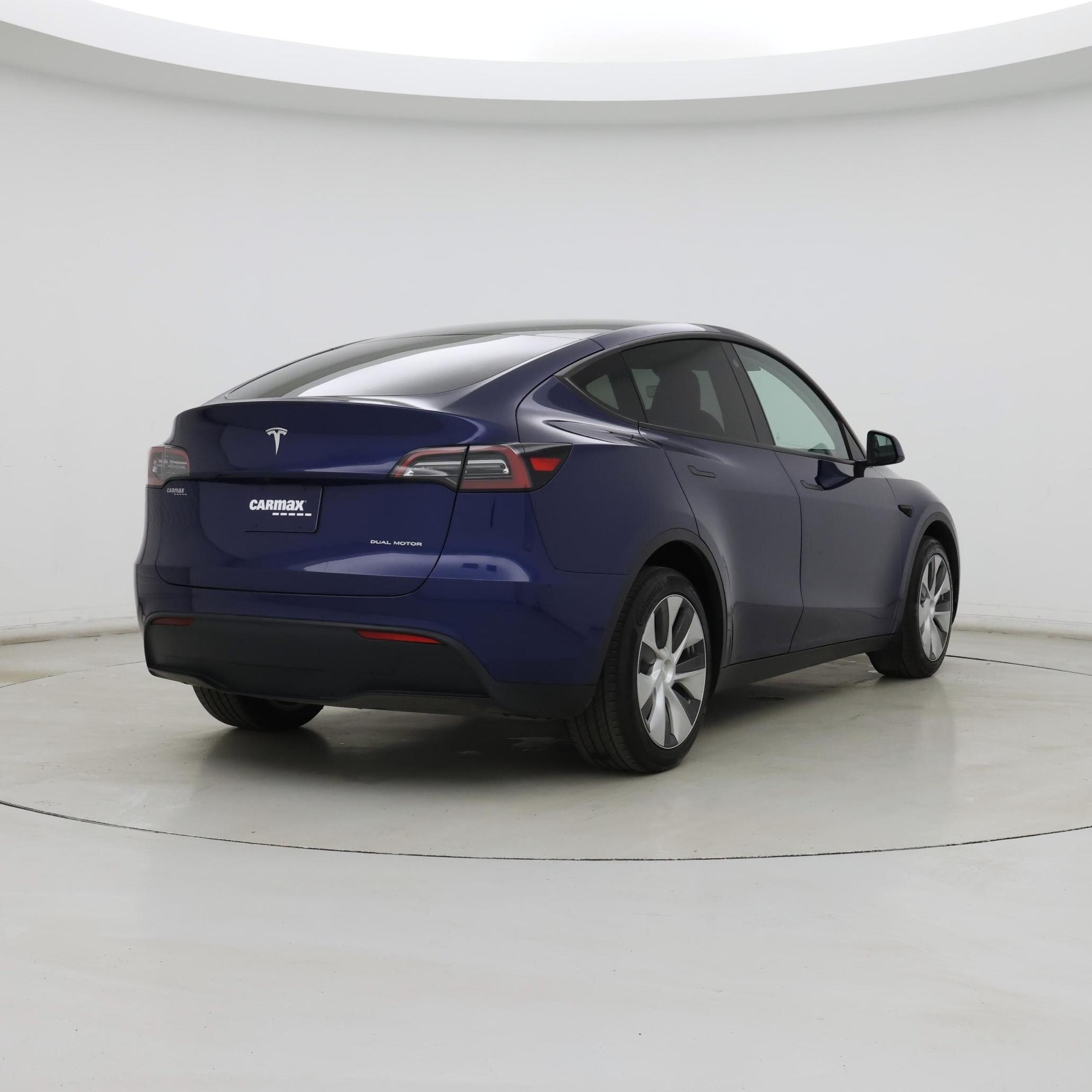 Thumbnail: 2023 Tesla Model Y - 8
