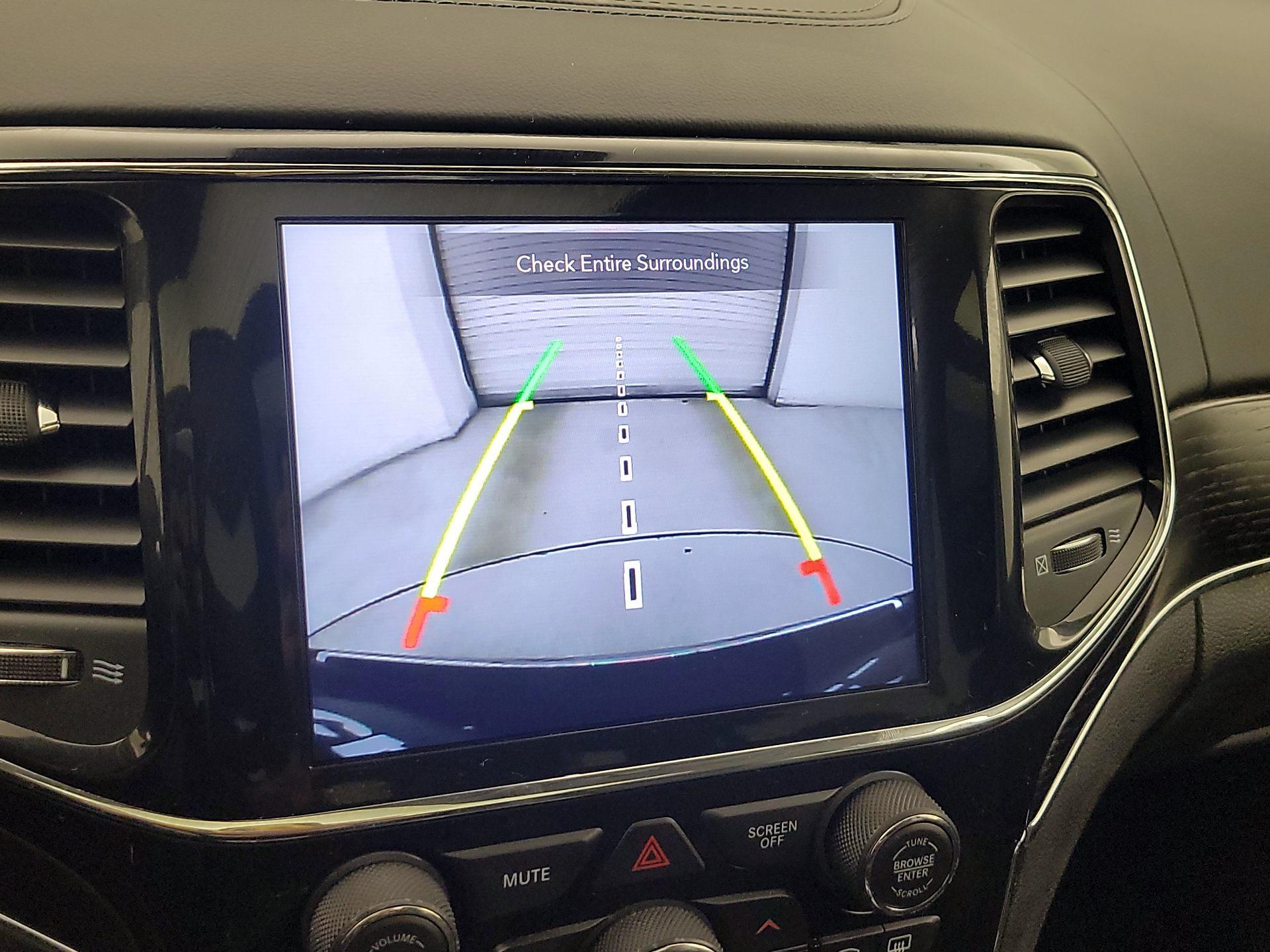 Thumbnail: 2021 Jeep Grand Cherokee - 15