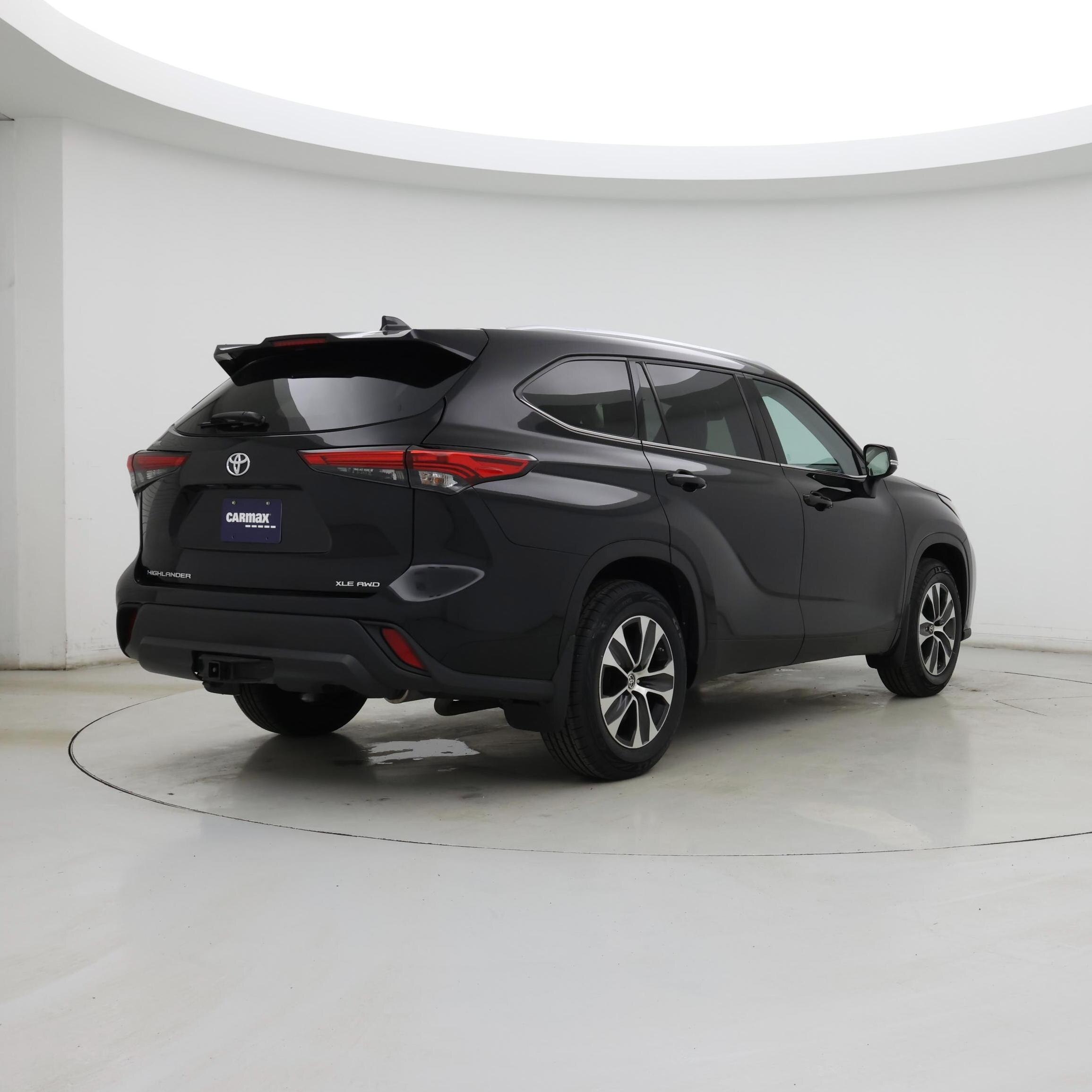 Thumbnail: 2021 Toyota Highlander - 8