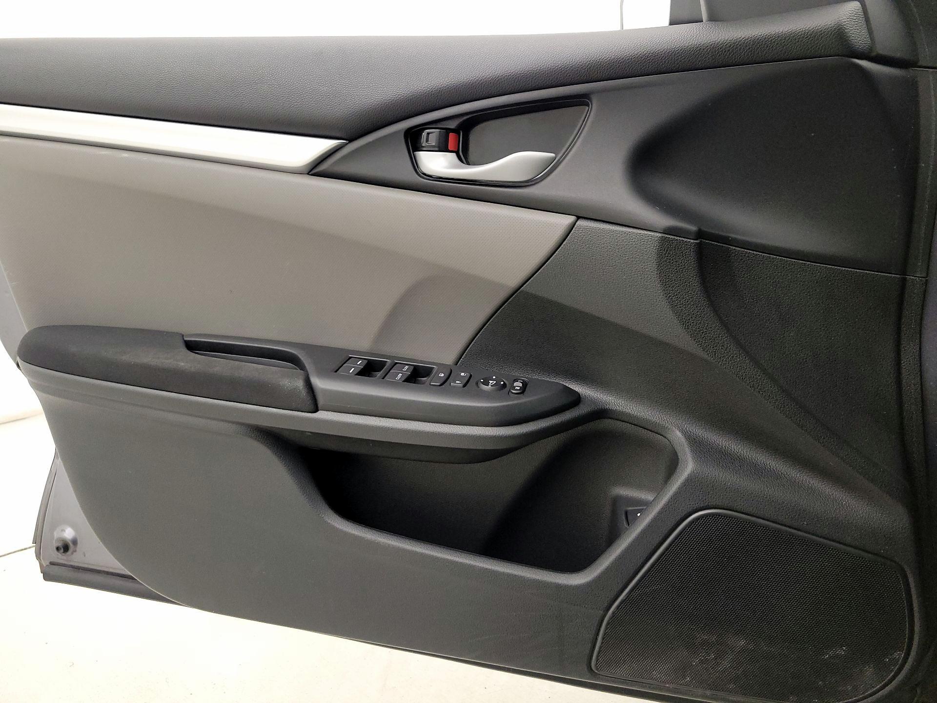 Thumbnail: 2020 Honda Civic - 12