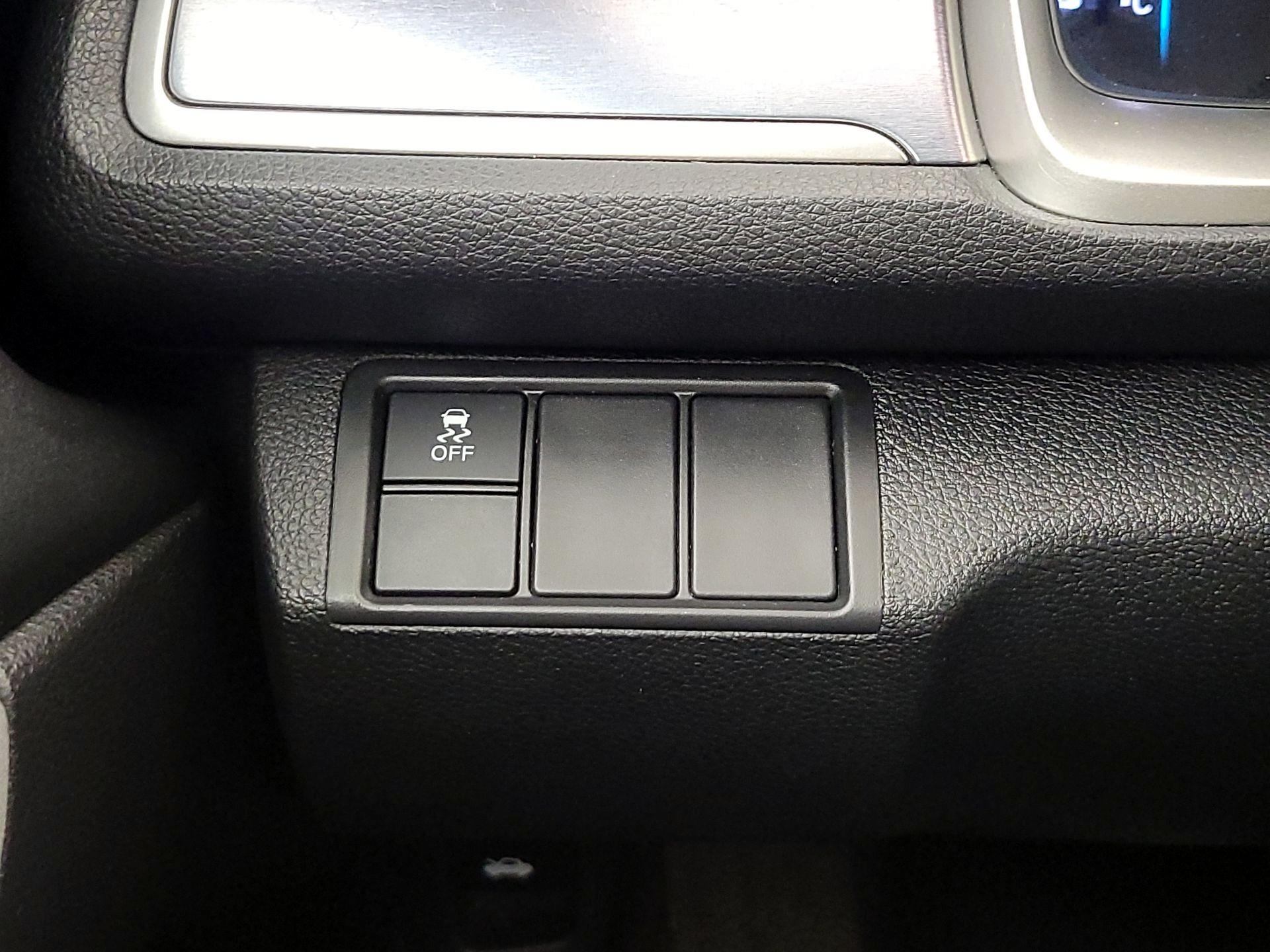 Thumbnail: 2017 Honda Civic - 13