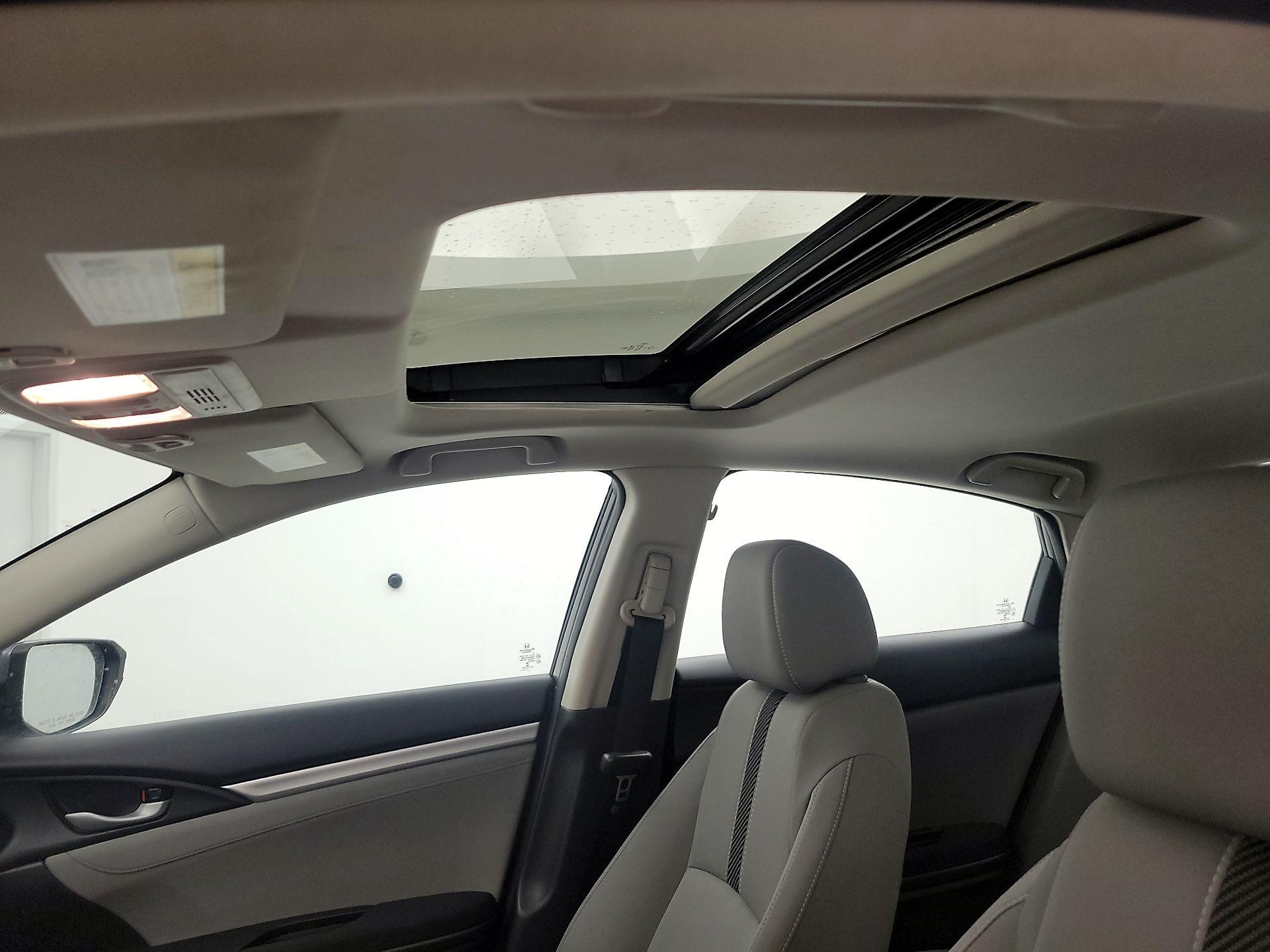 Thumbnail: 2017 Honda Civic - 19