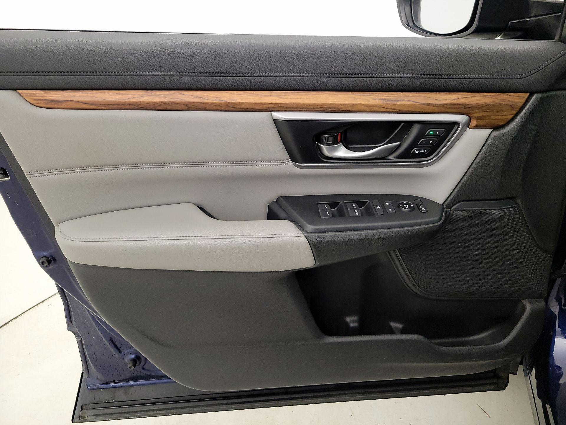 Thumbnail: 2017 Honda CR-V - 12