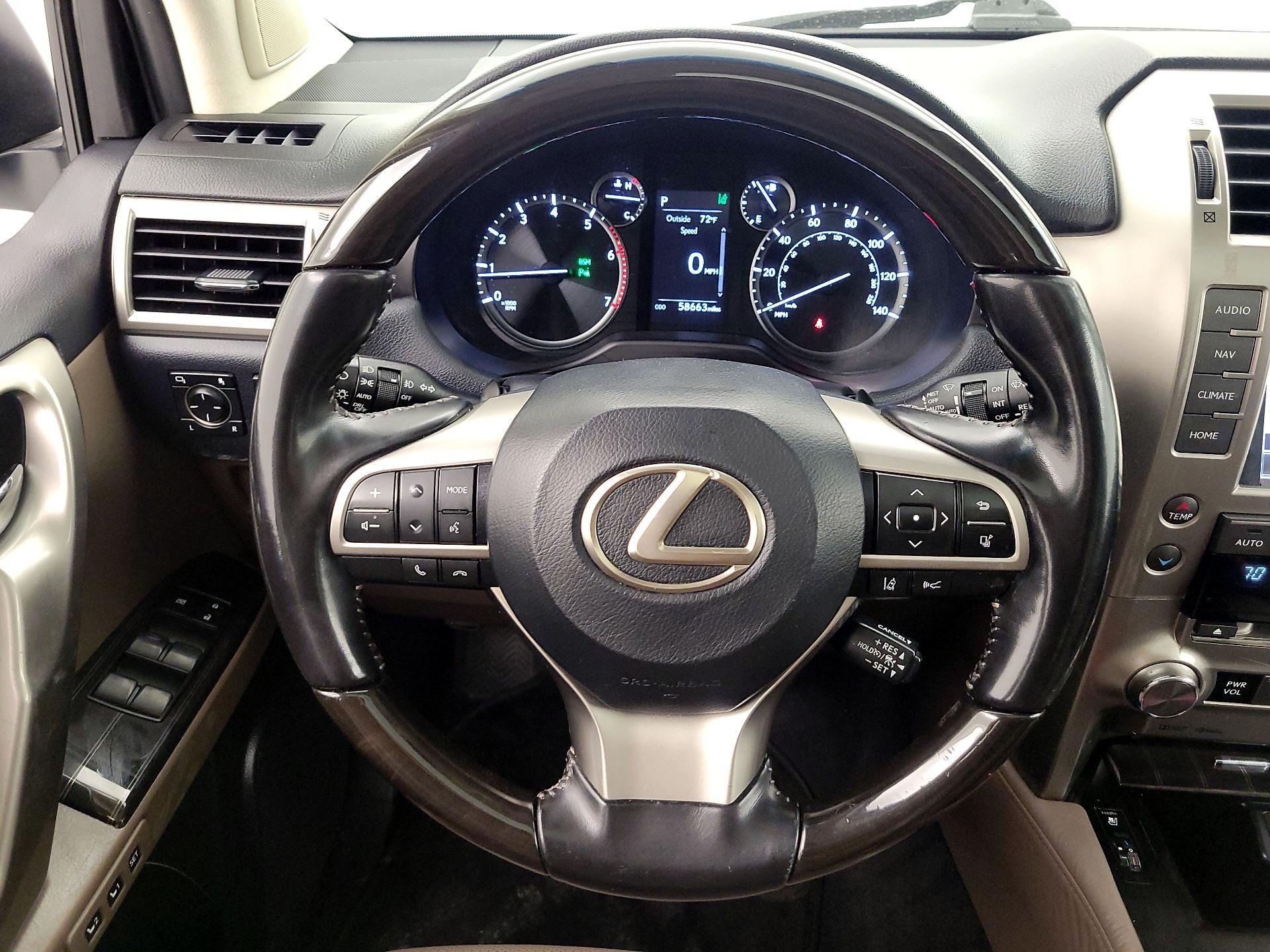 Thumbnail: 2021 Lexus GX - 10