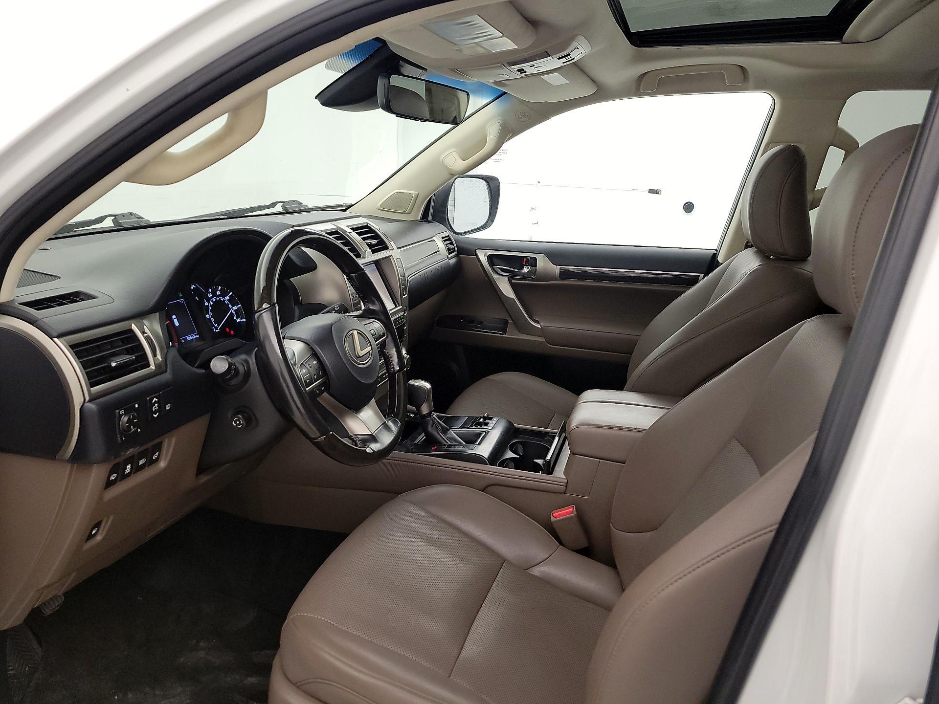 Thumbnail: 2021 Lexus GX - 11