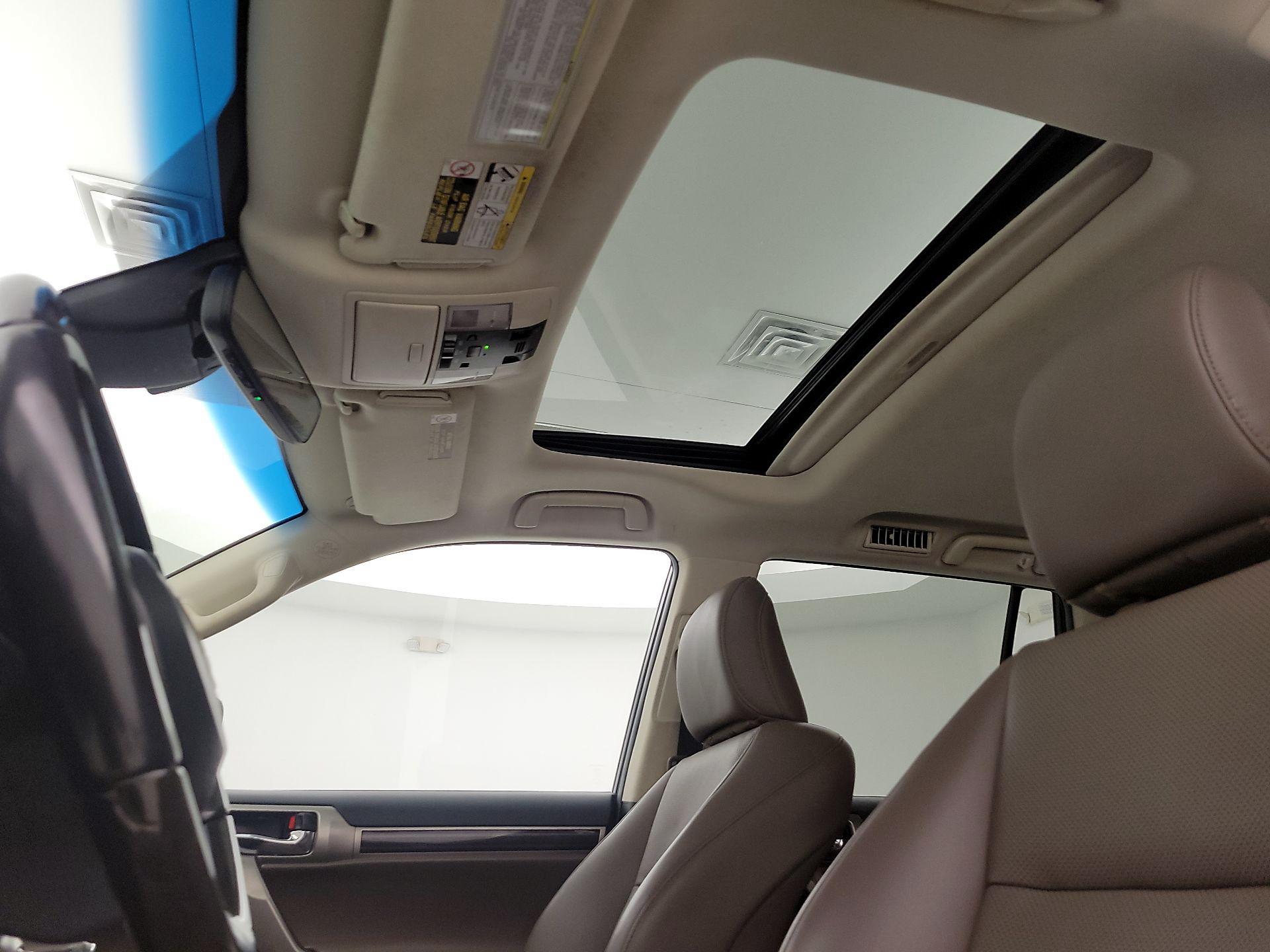 Thumbnail: 2021 Lexus GX - 20