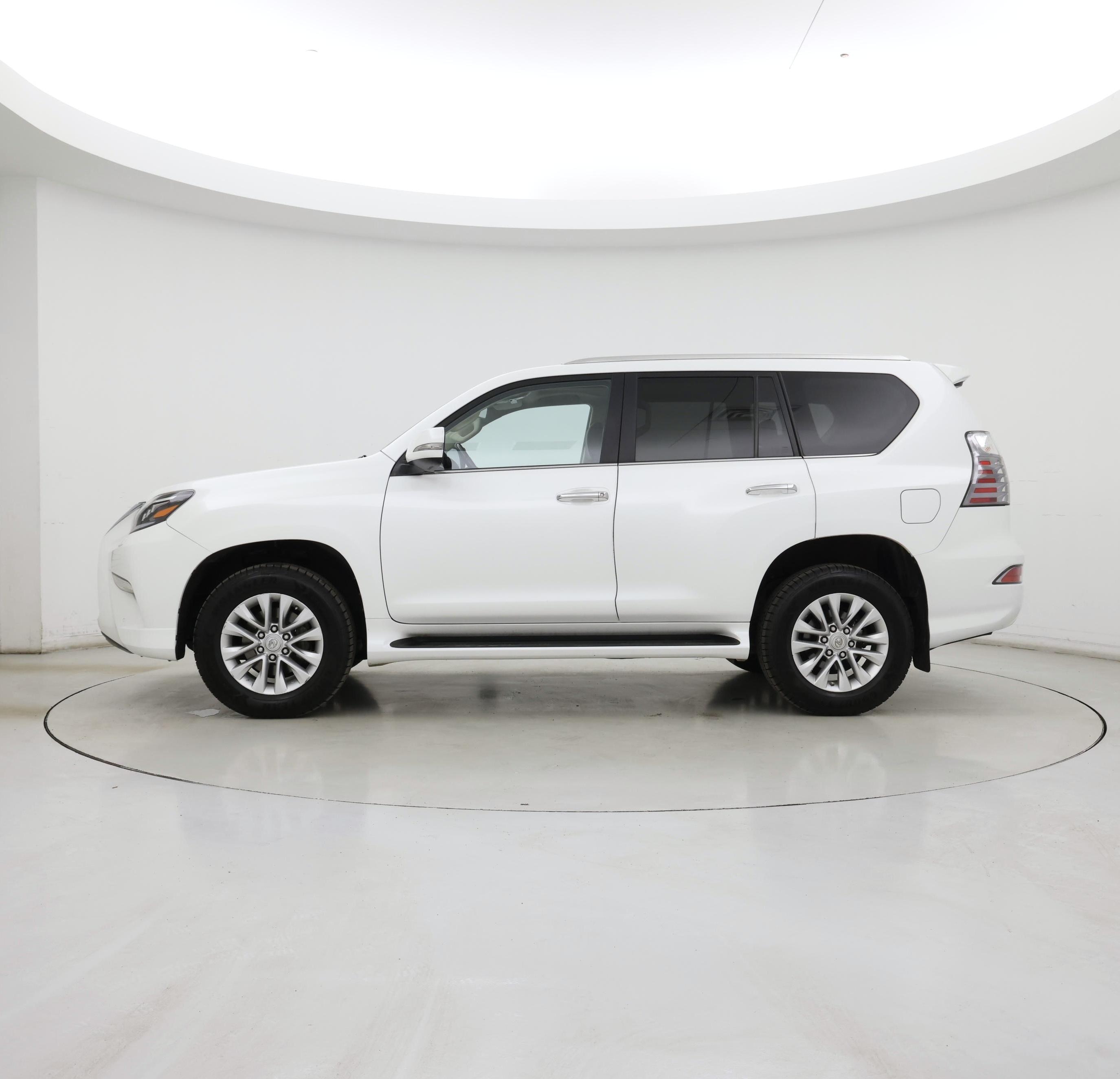 Thumbnail: 2021 Lexus GX - 3
