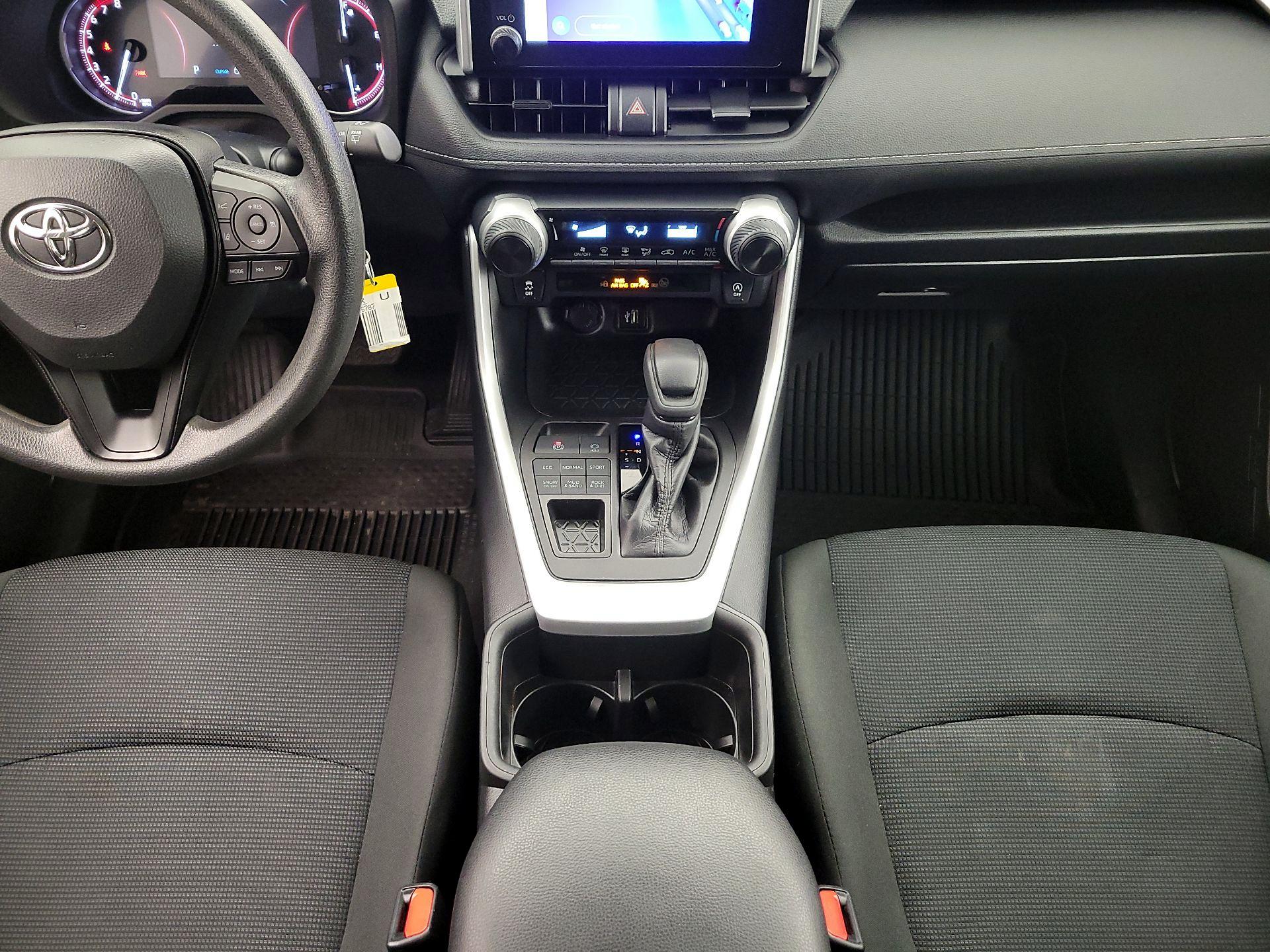 Thumbnail: 2024 Toyota RAV4 - 18