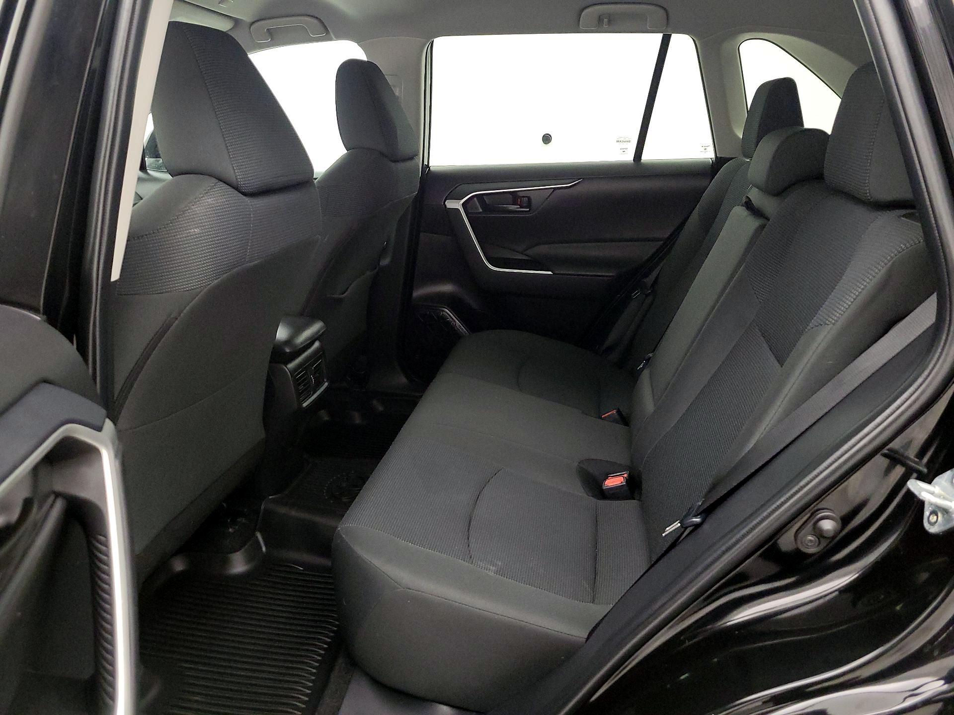 Thumbnail: 2024 Toyota RAV4 - 20