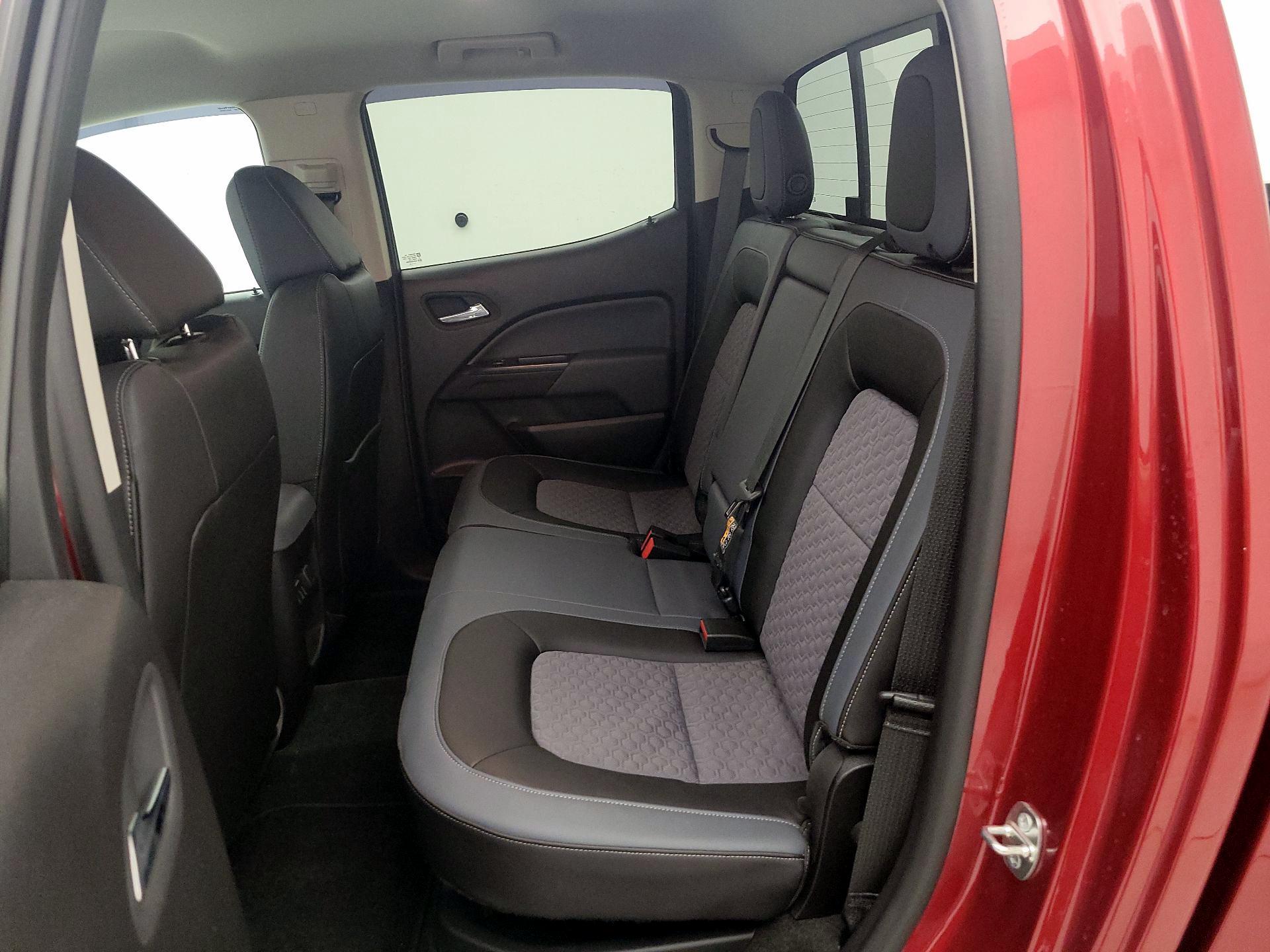 Thumbnail: 2016 Chevrolet Colorado - 19