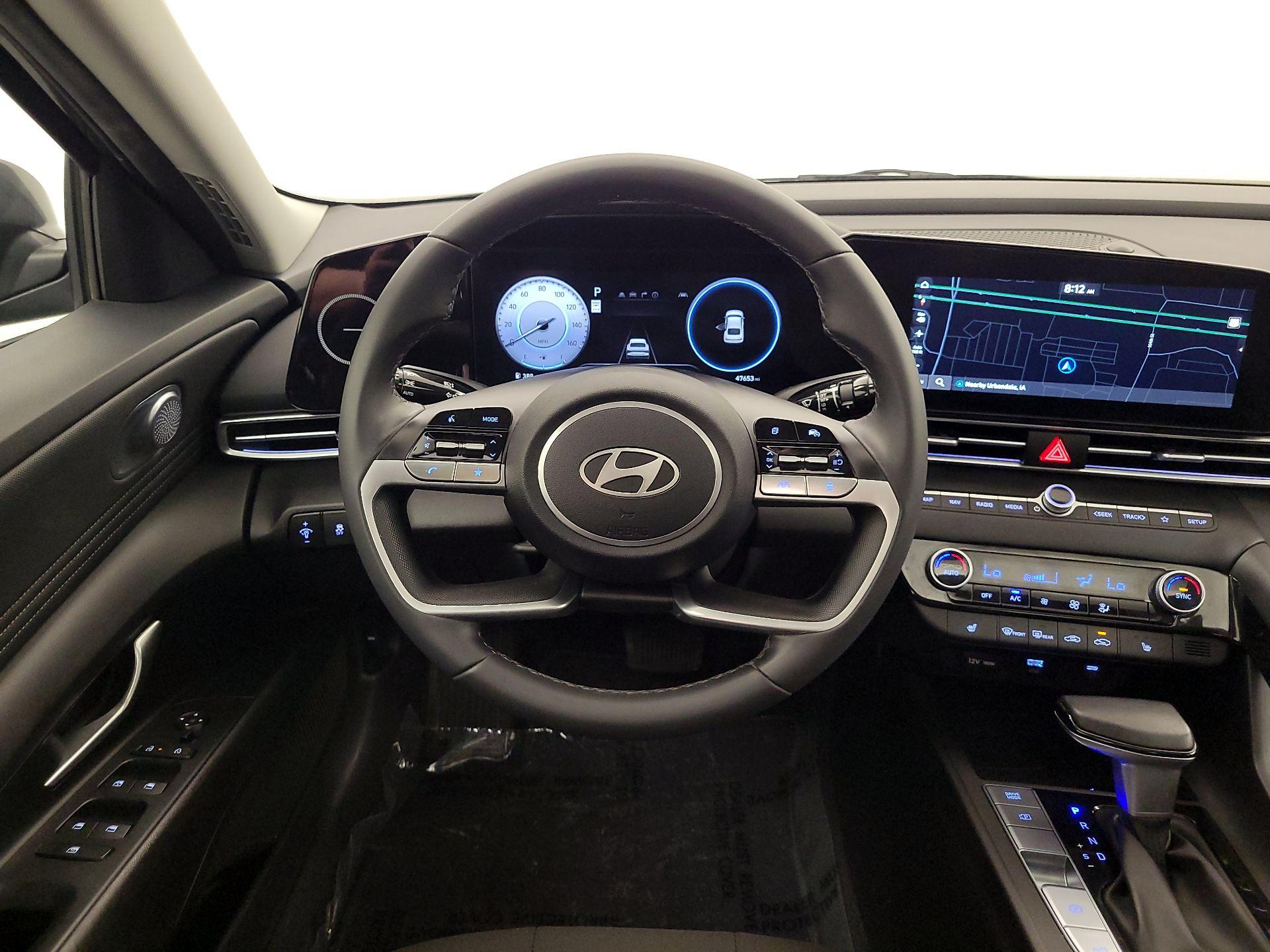 Thumbnail: 2024 Hyundai Elantra - 10